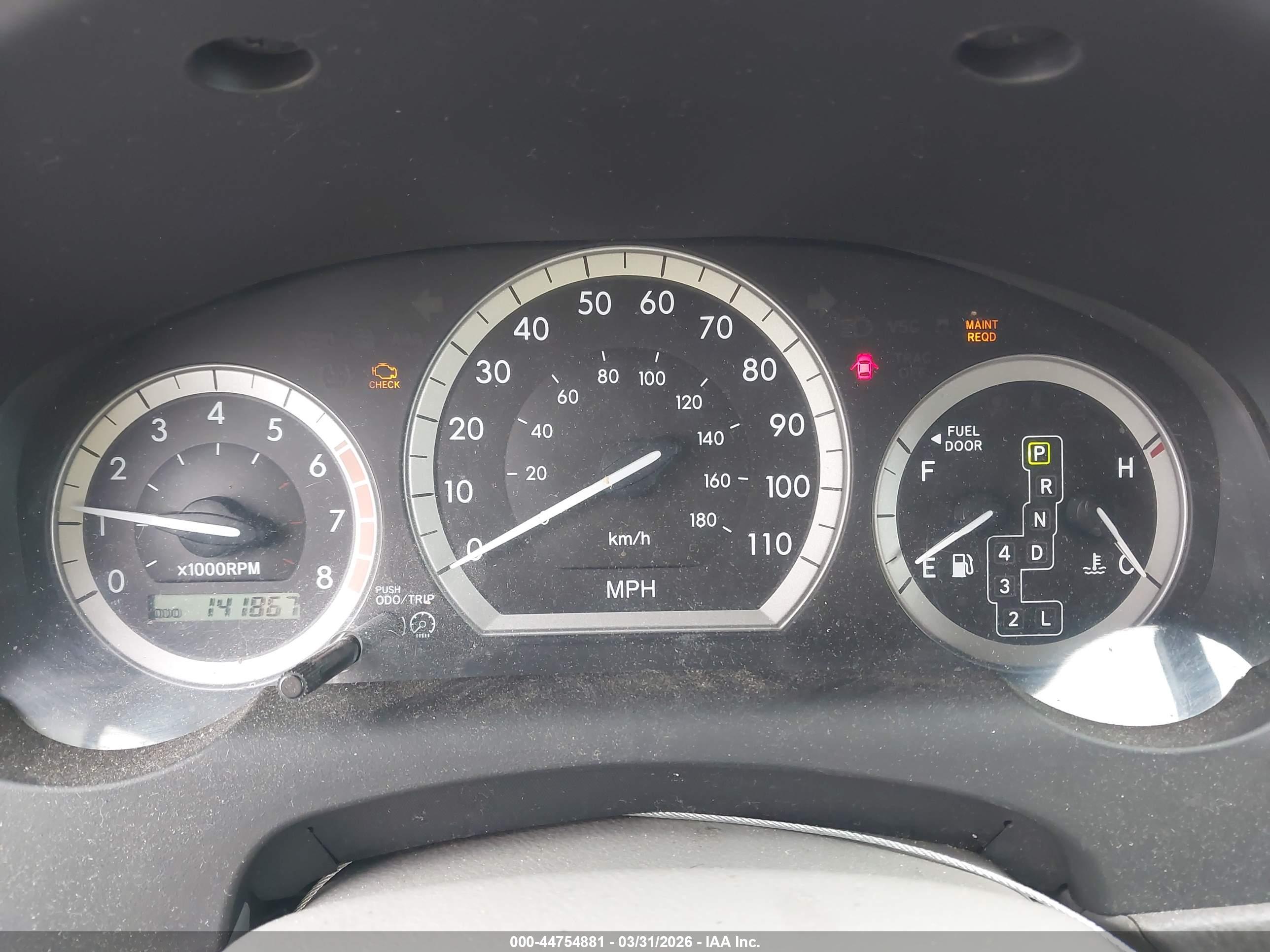 TOYOTA SIENNA image 7