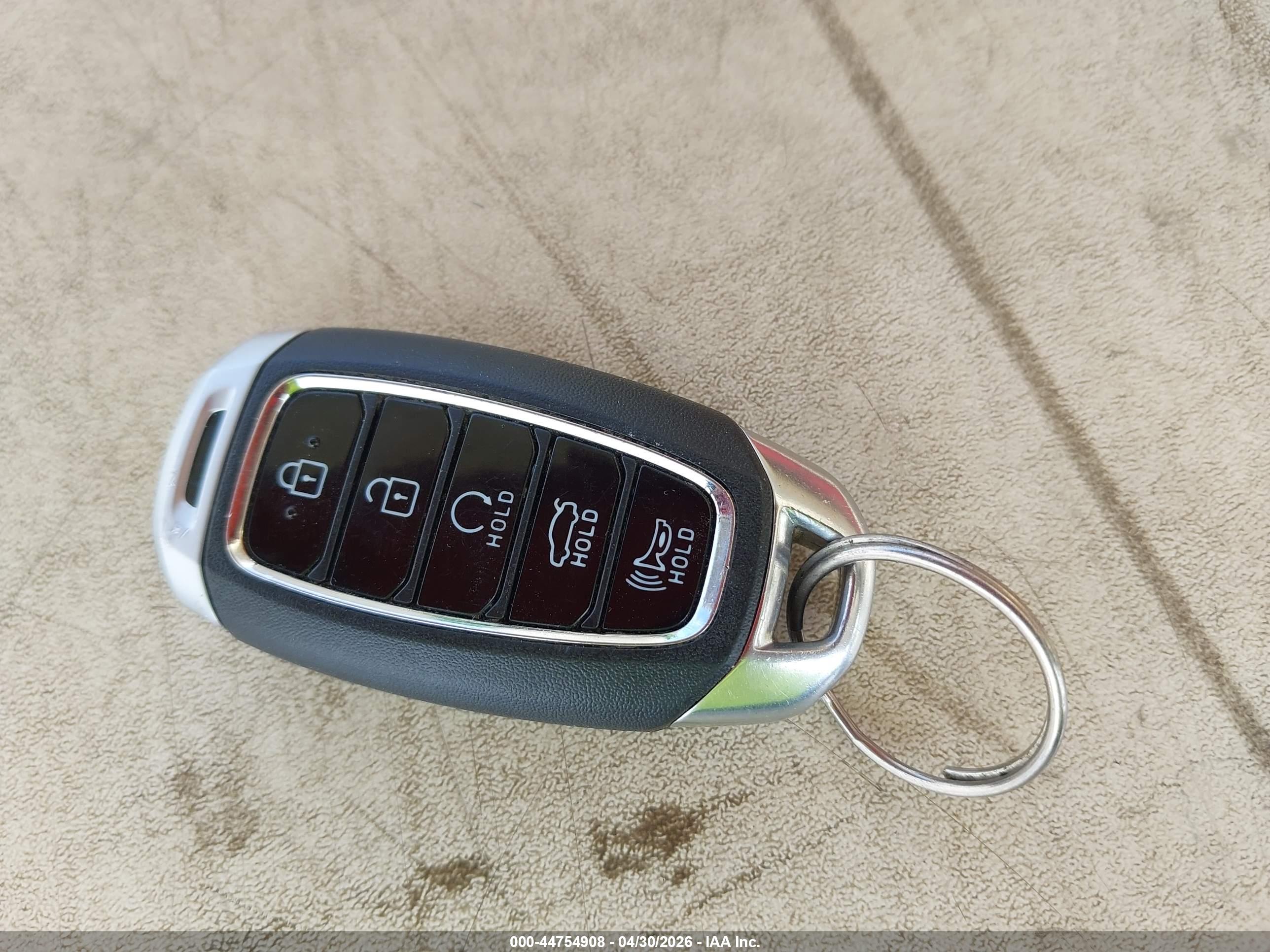 HYUNDAI ELANTRA image 11