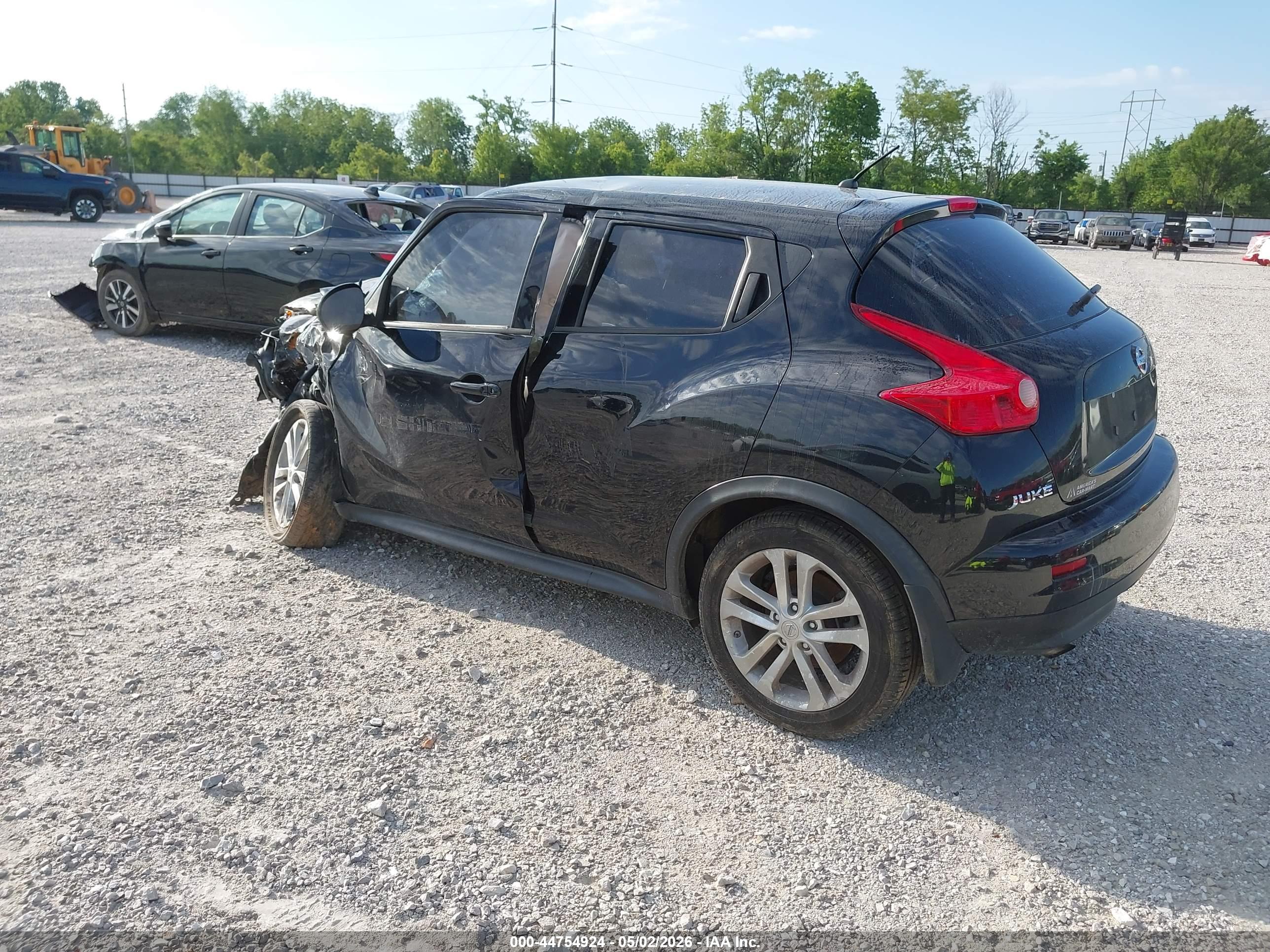 NISSAN JUKE image 3