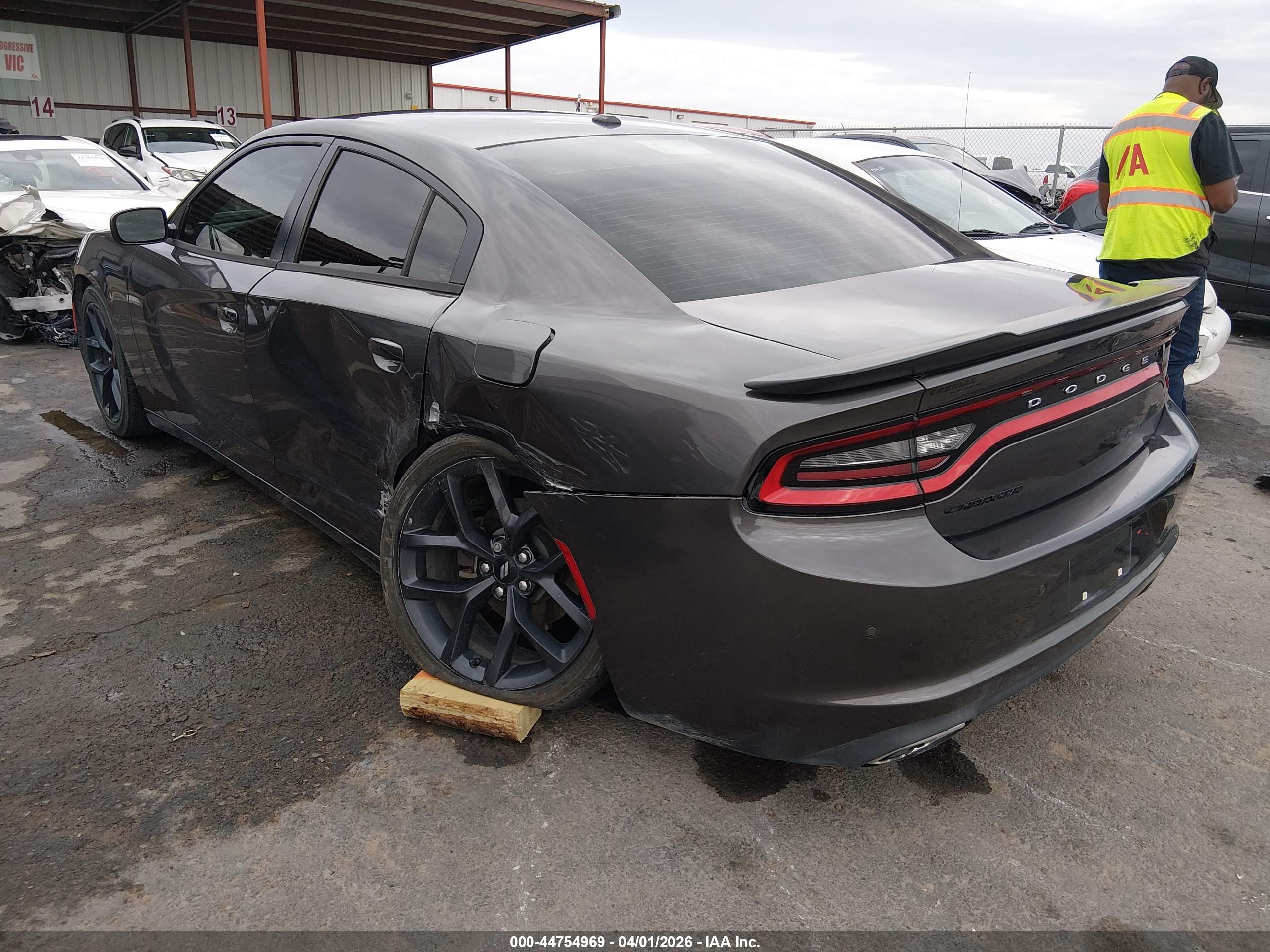 DODGE CHARGER image 3