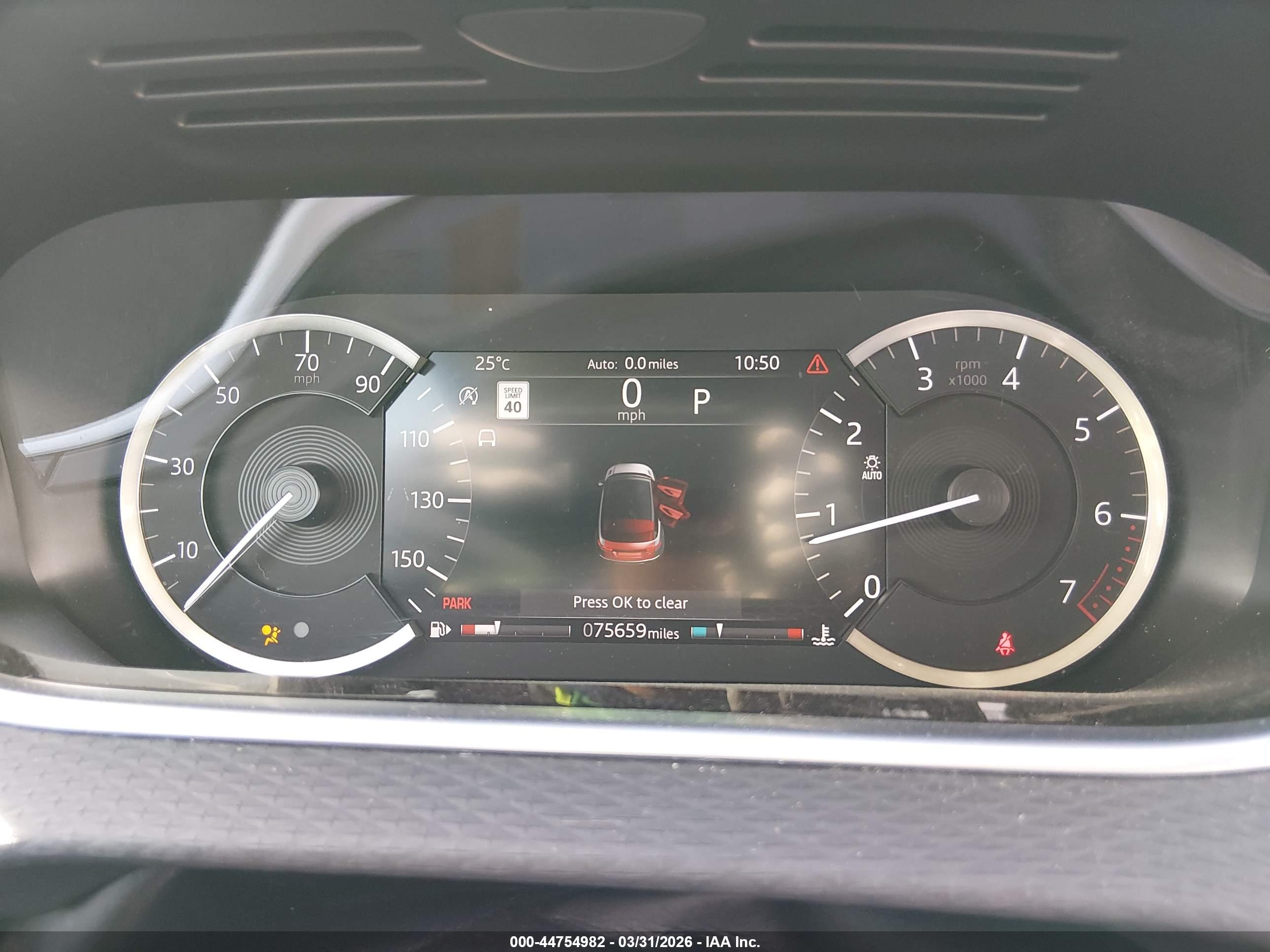 LAND ROVER image 7