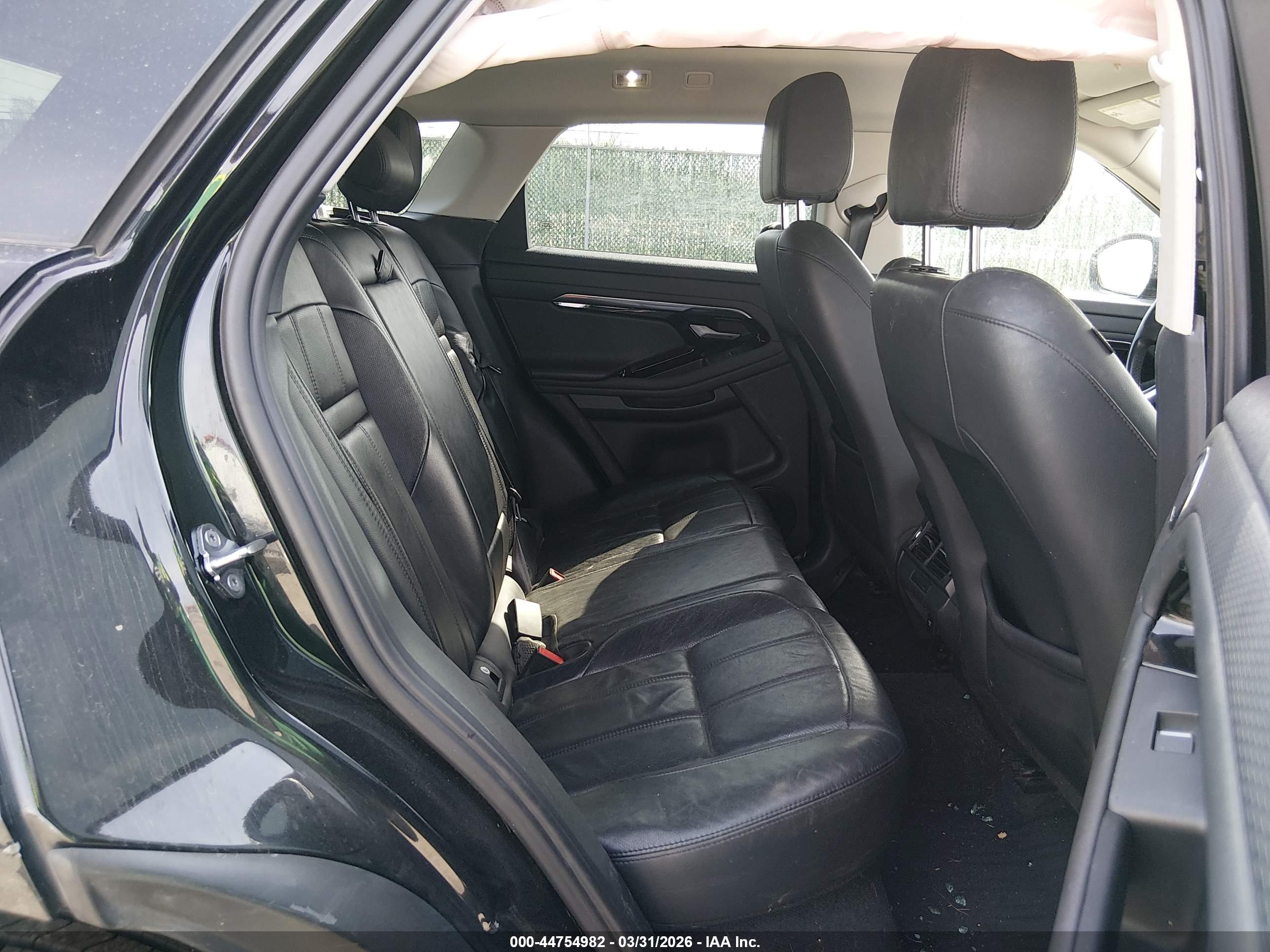 LAND ROVER image 8