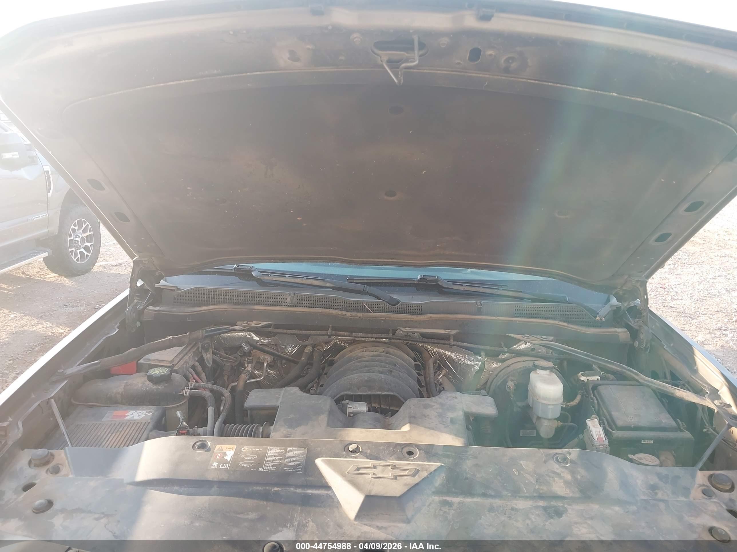 CHEVROLET SILVERADO image 10