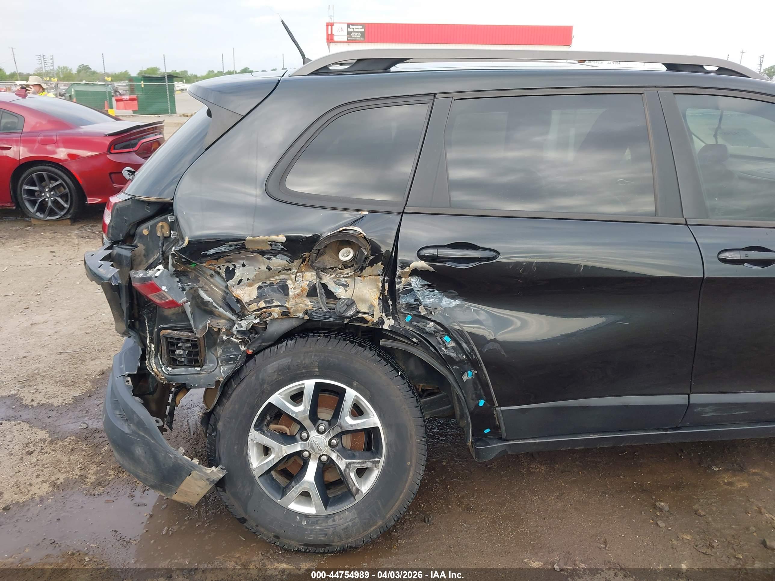 JEEP CHEROKEE image 6