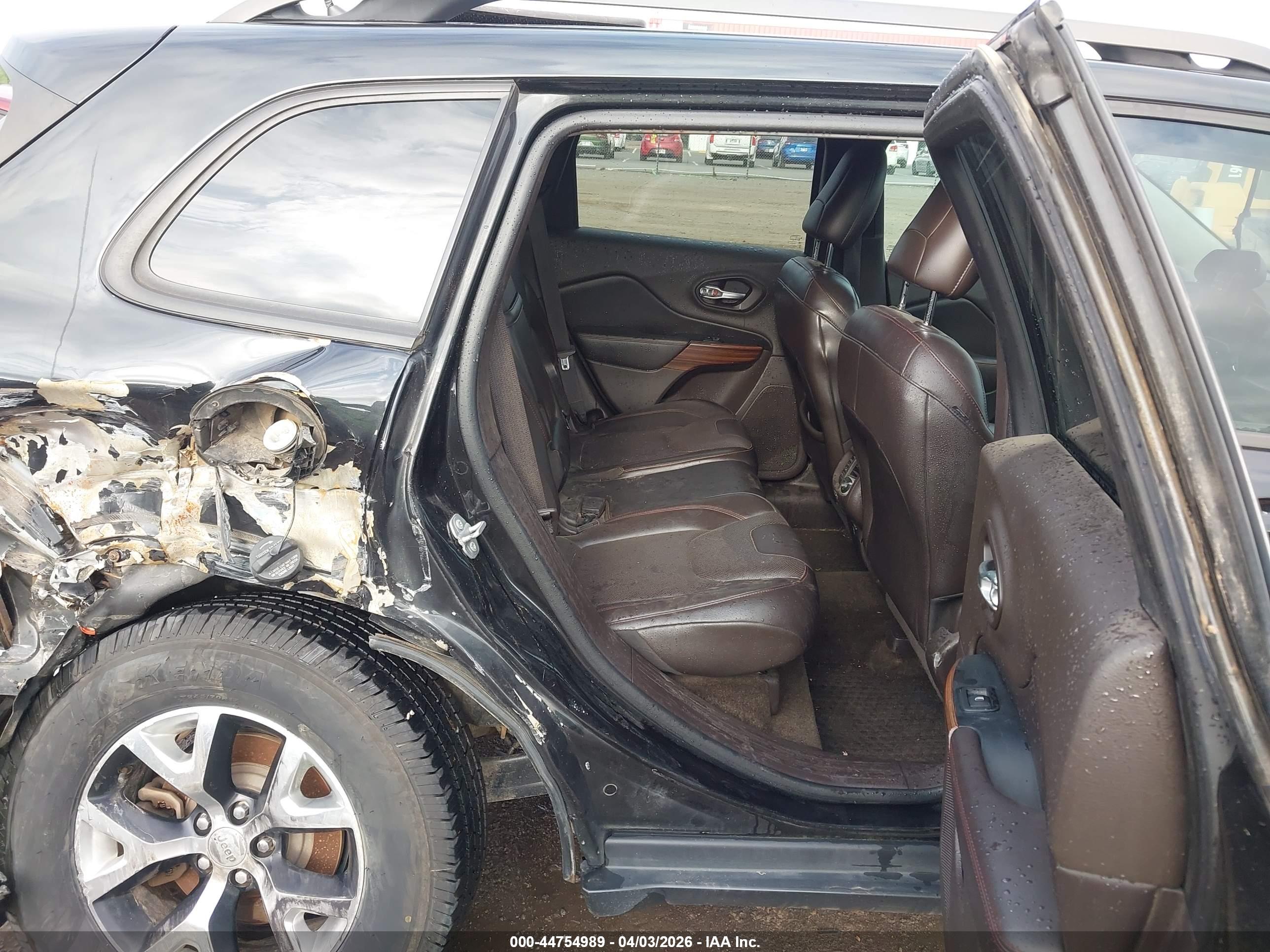 JEEP CHEROKEE image 8