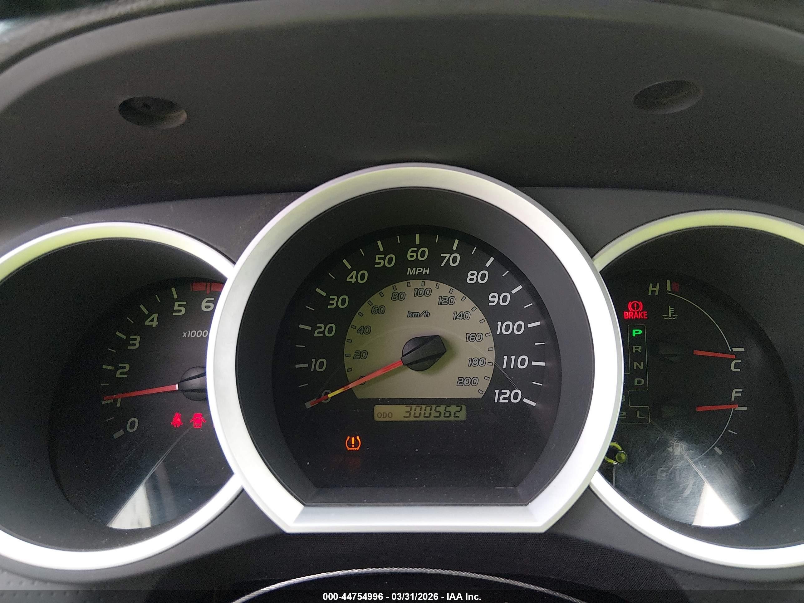 TOYOTA TACOMA image 7