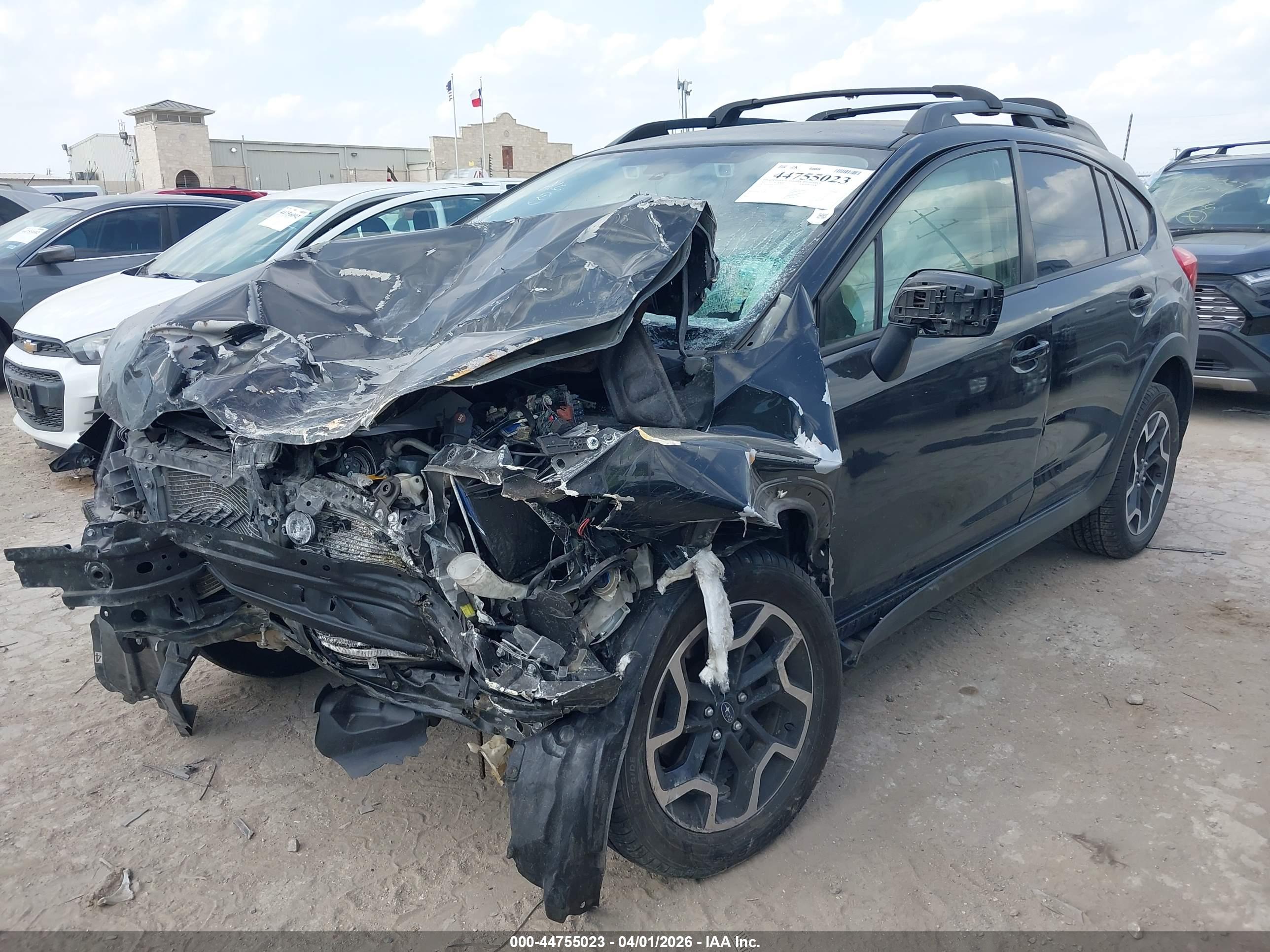 SUBARU CROSSTREK image 2