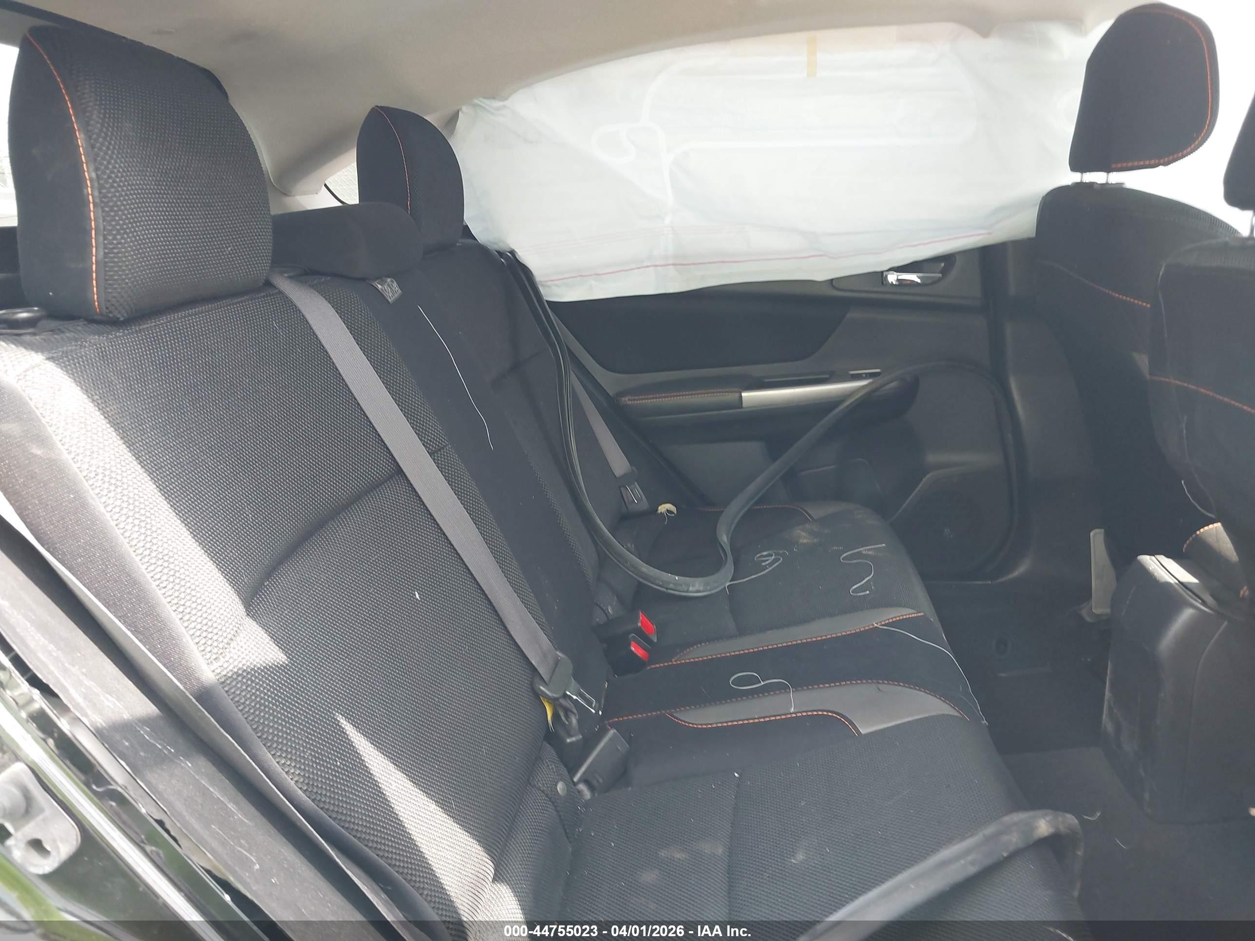 SUBARU CROSSTREK image 8
