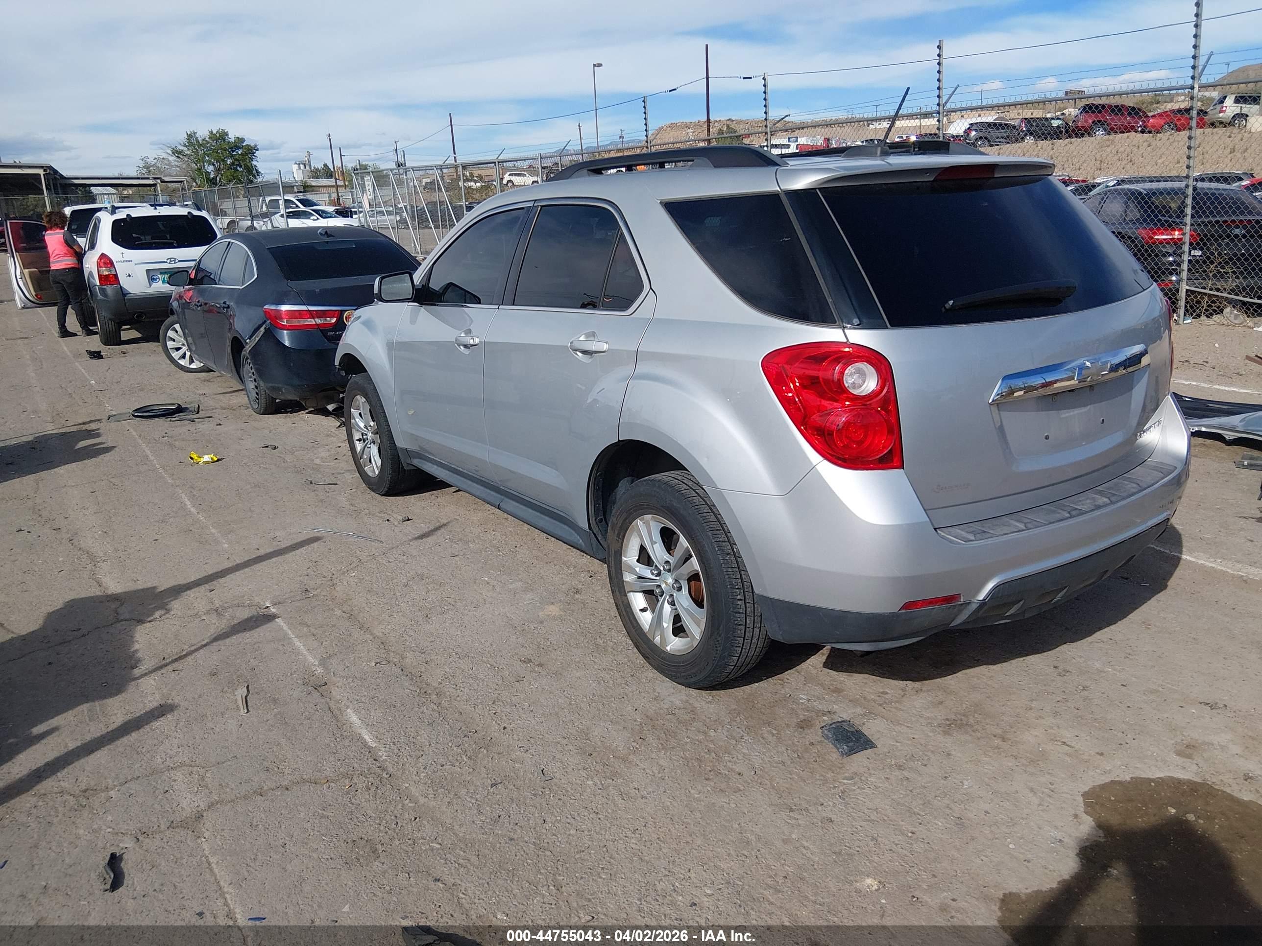 CHEVROLET EQUINOX image 3