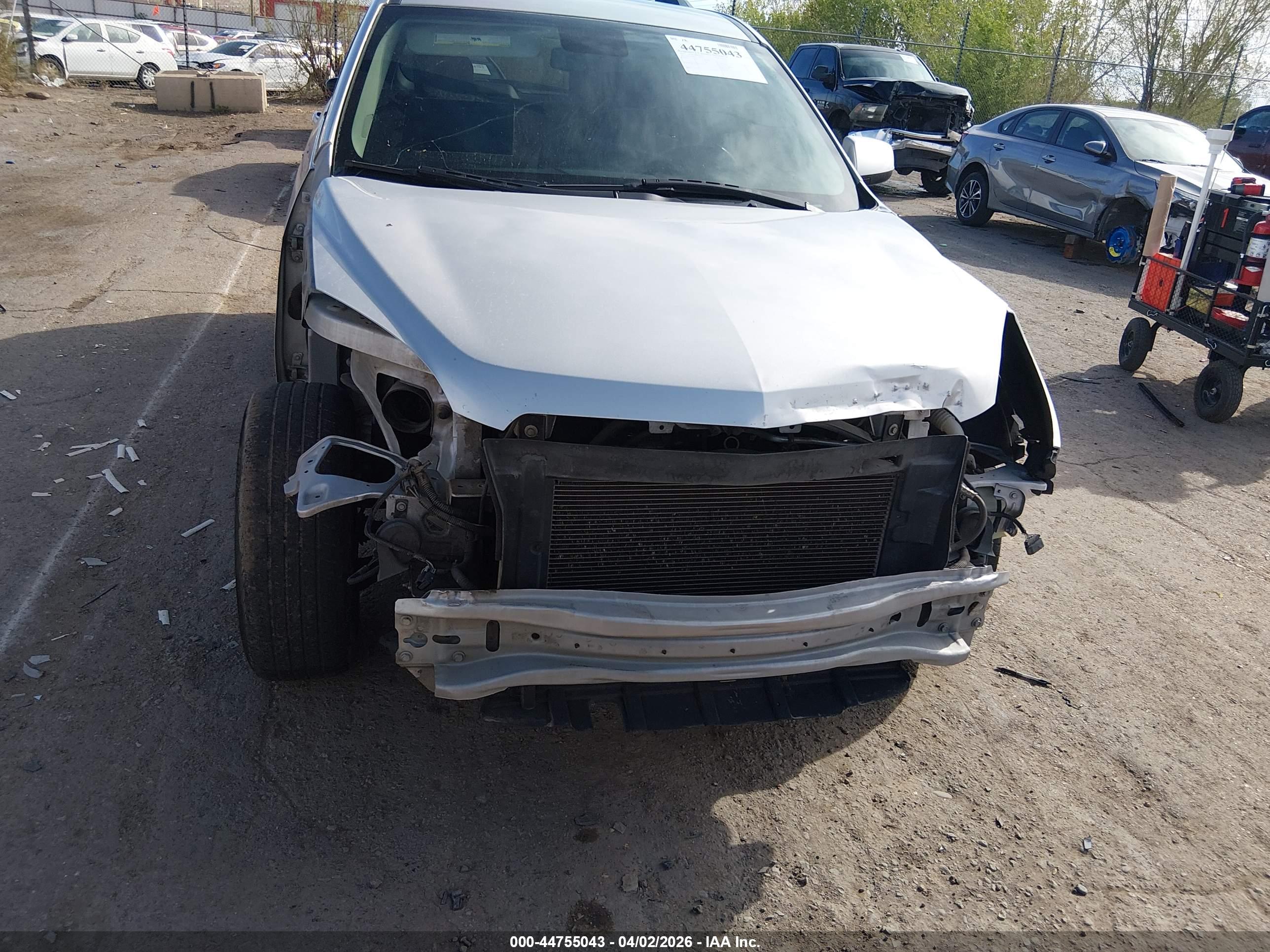 CHEVROLET EQUINOX image 6