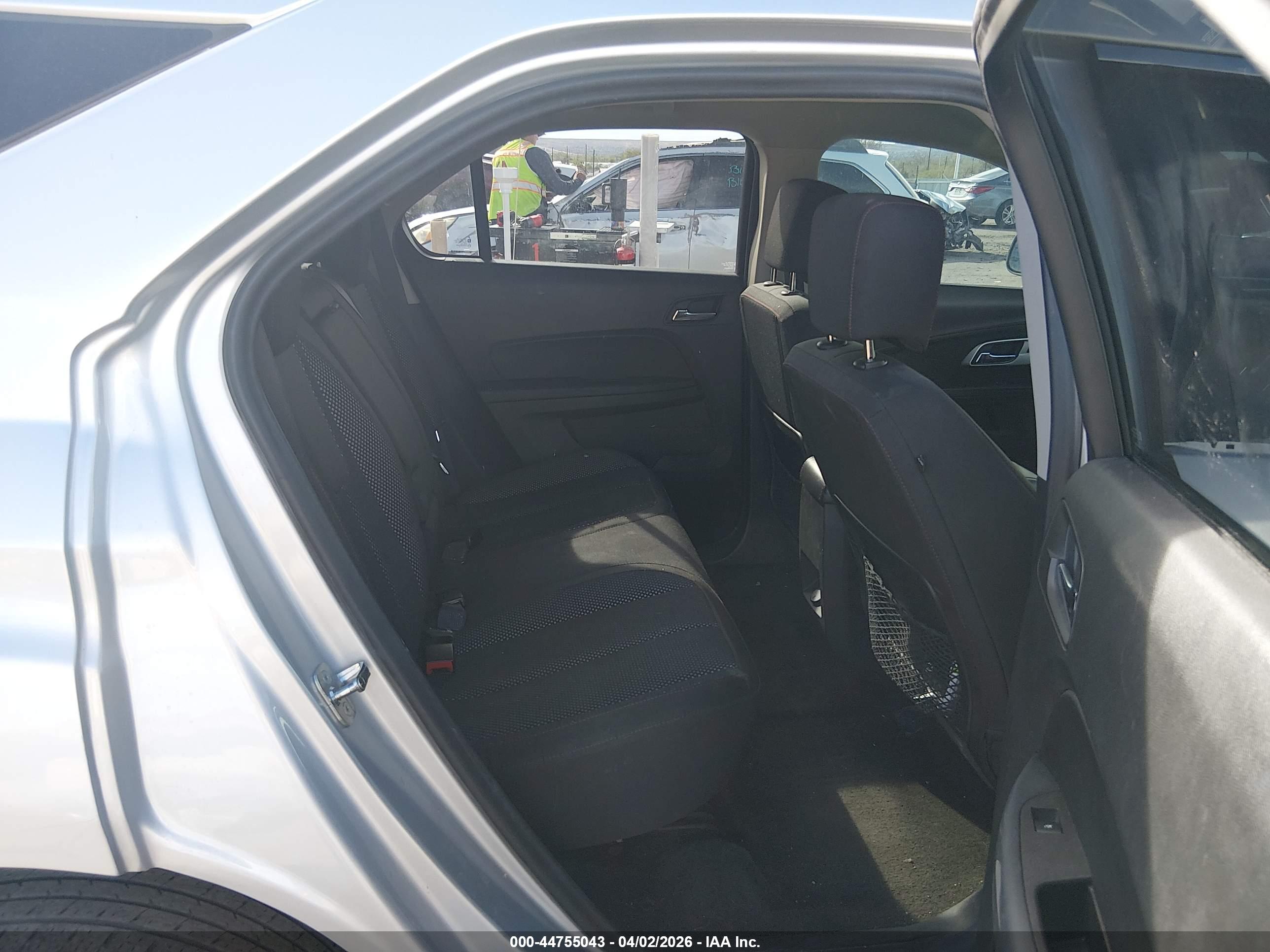 CHEVROLET EQUINOX image 8