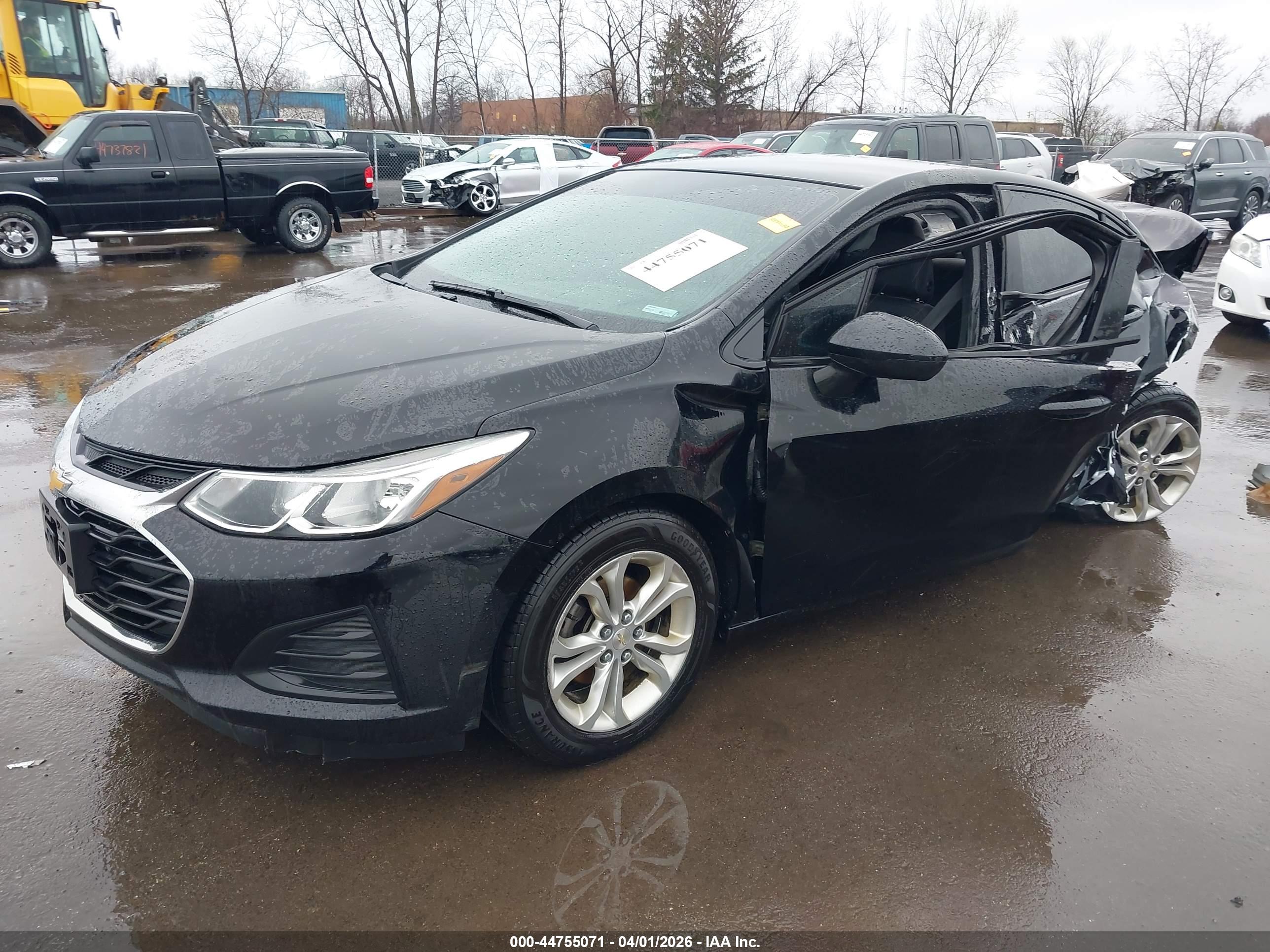 CHEVROLET CRUZE image 2