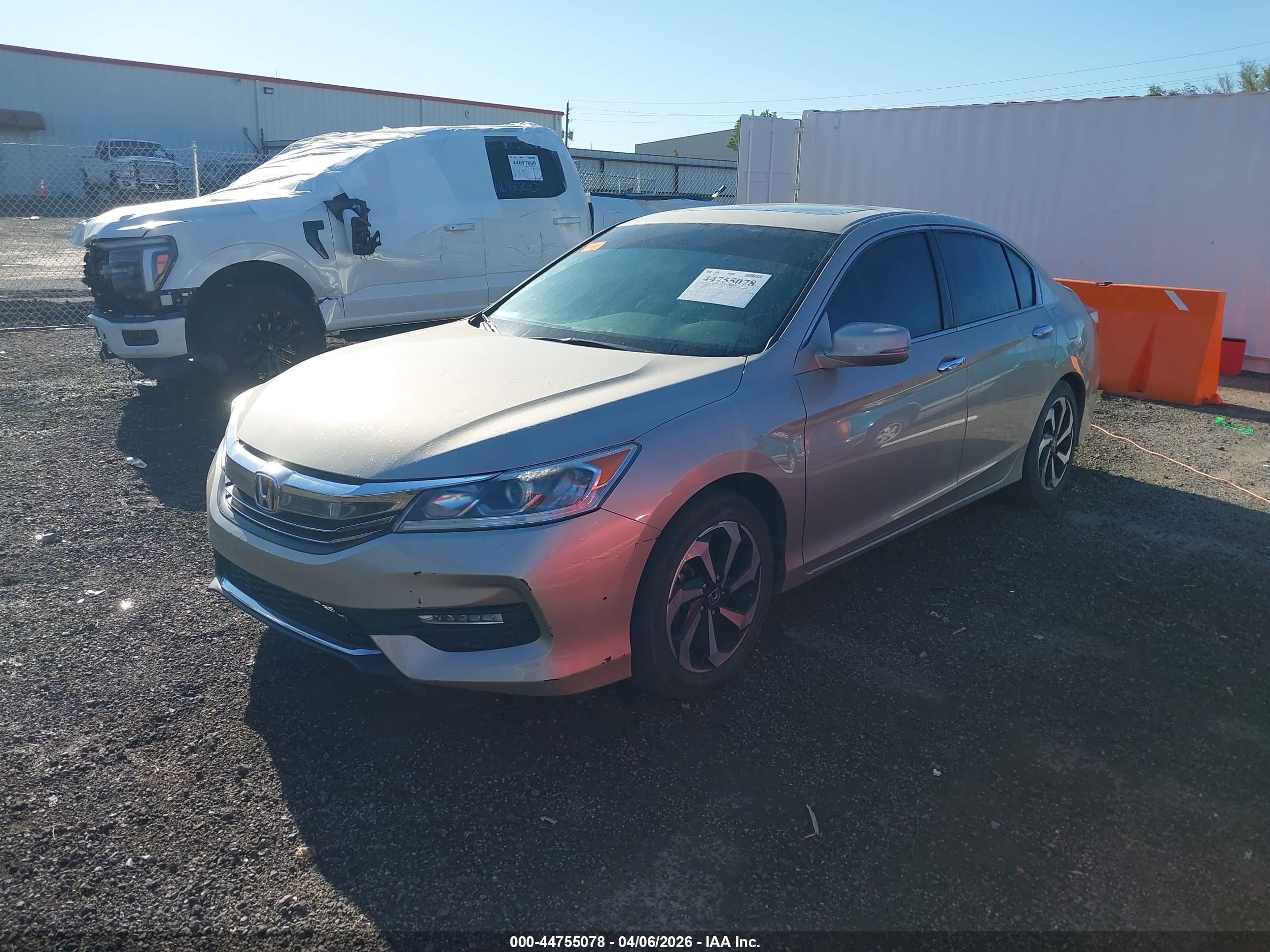 HONDA ACCORD image 2