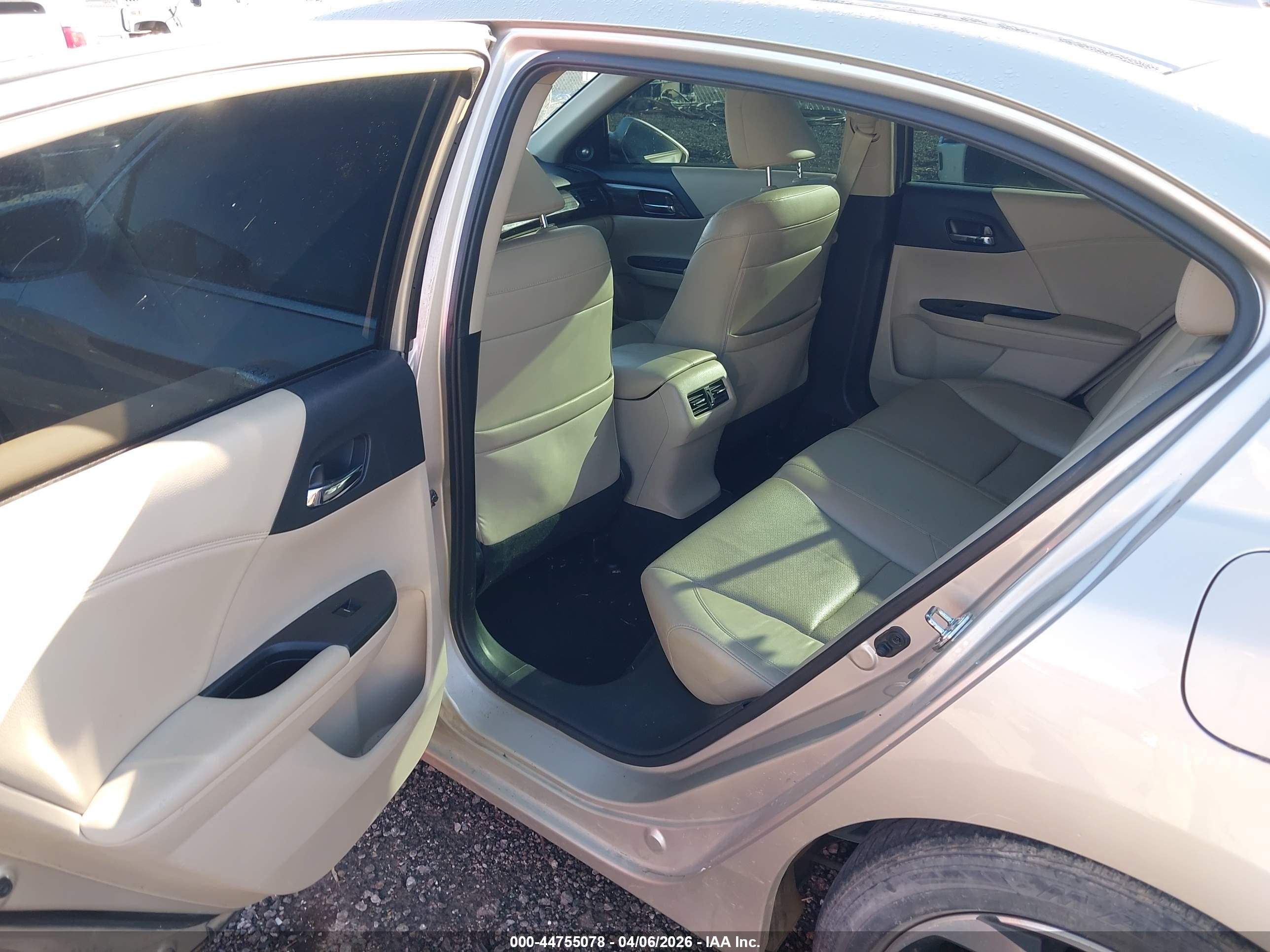 HONDA ACCORD image 8