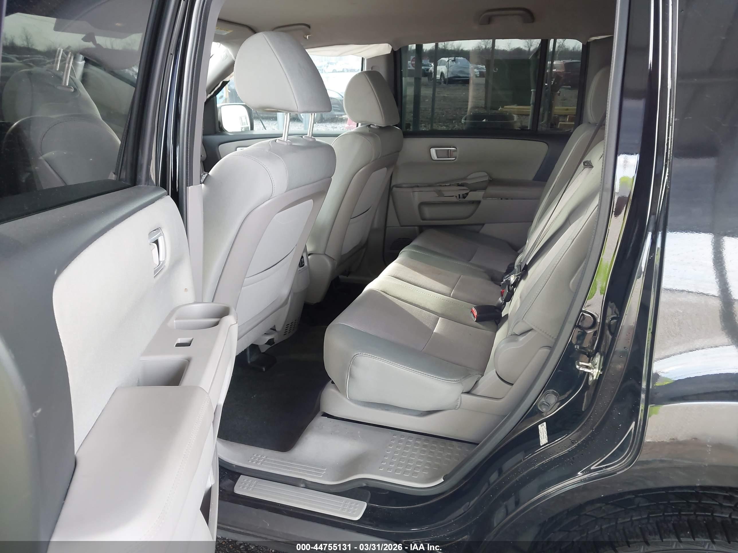 HONDA PILOT image 8
