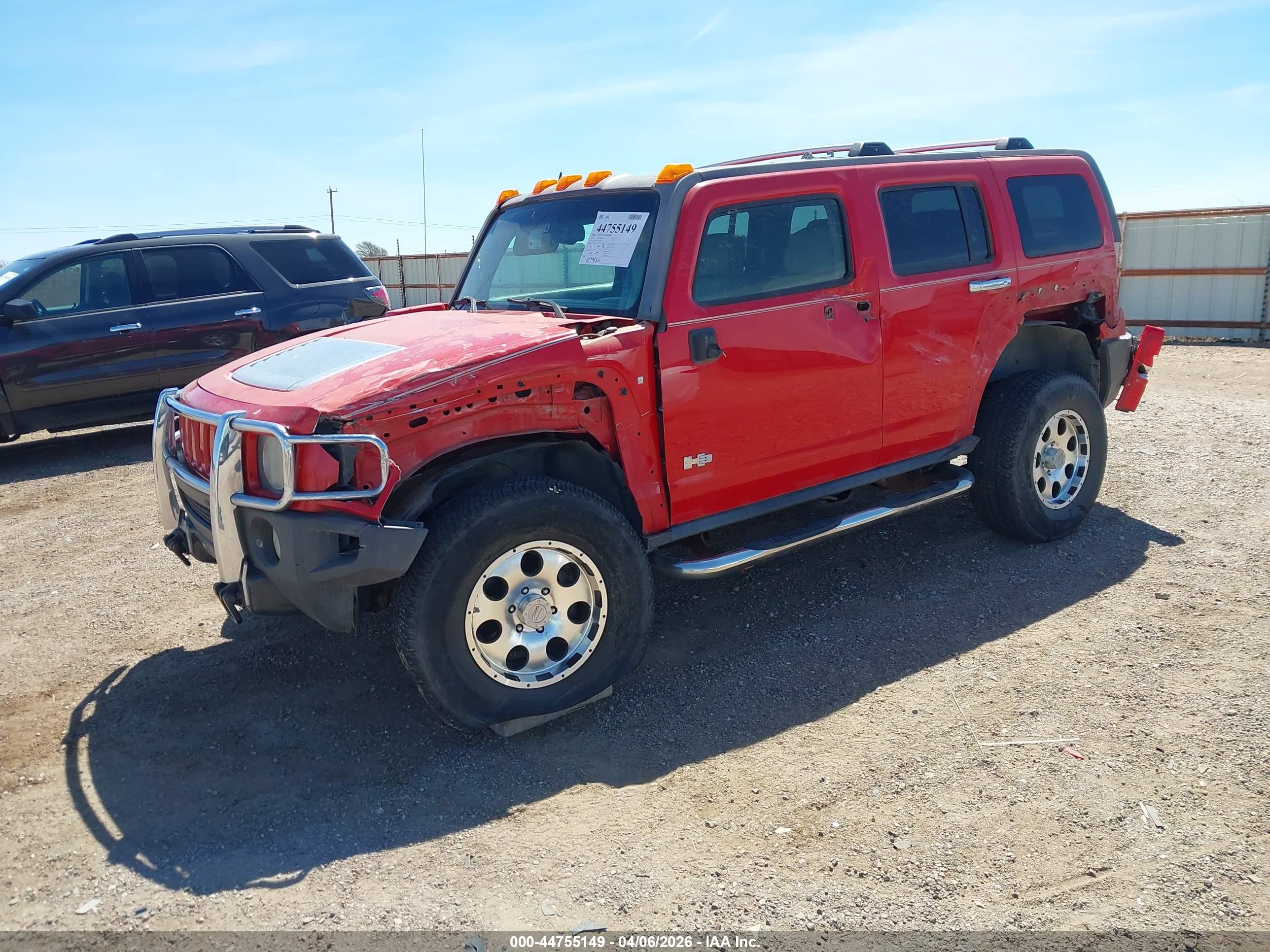 HUMMER H3 image 2