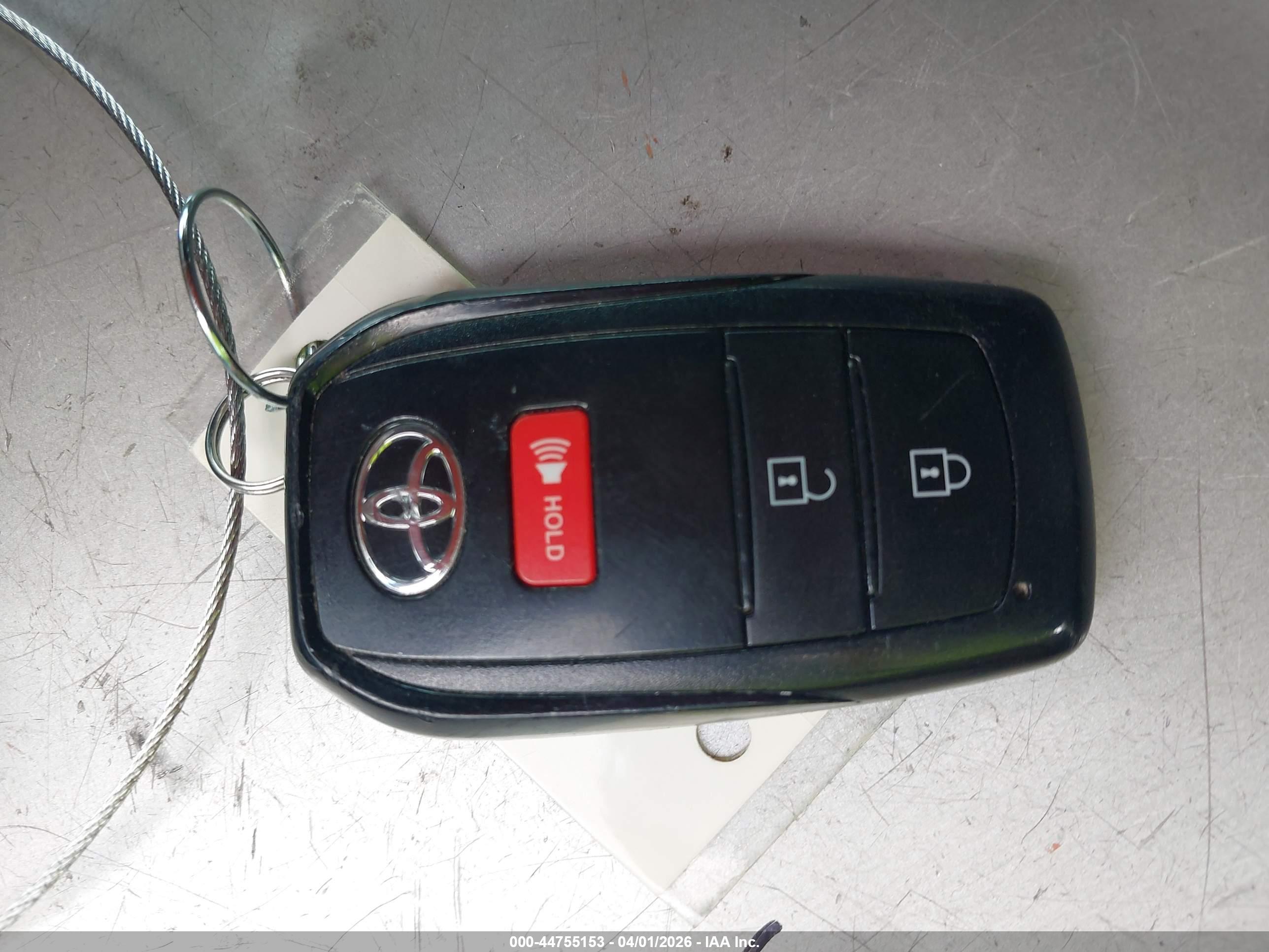 TOYOTA TACOMA image 11