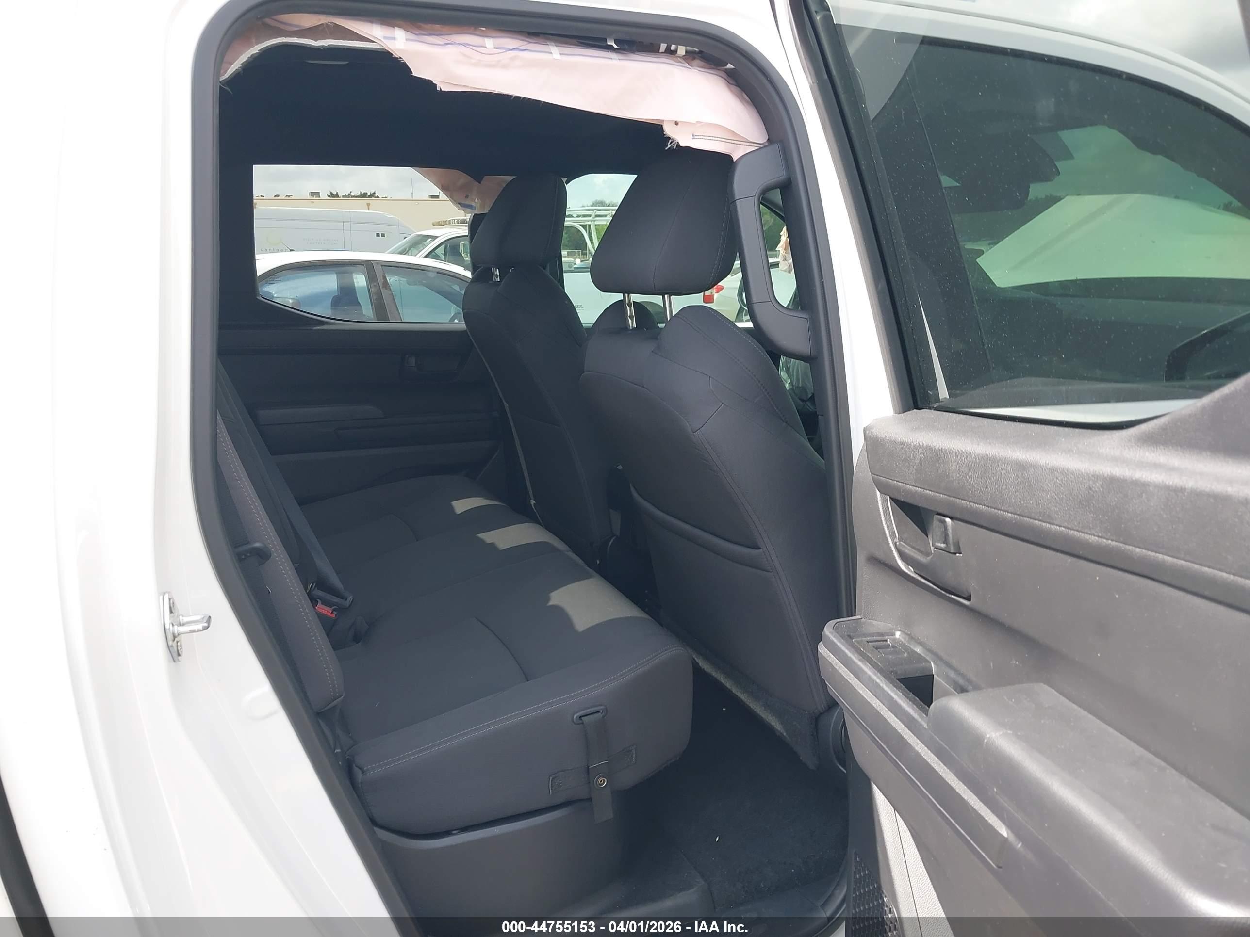 TOYOTA TACOMA image 8