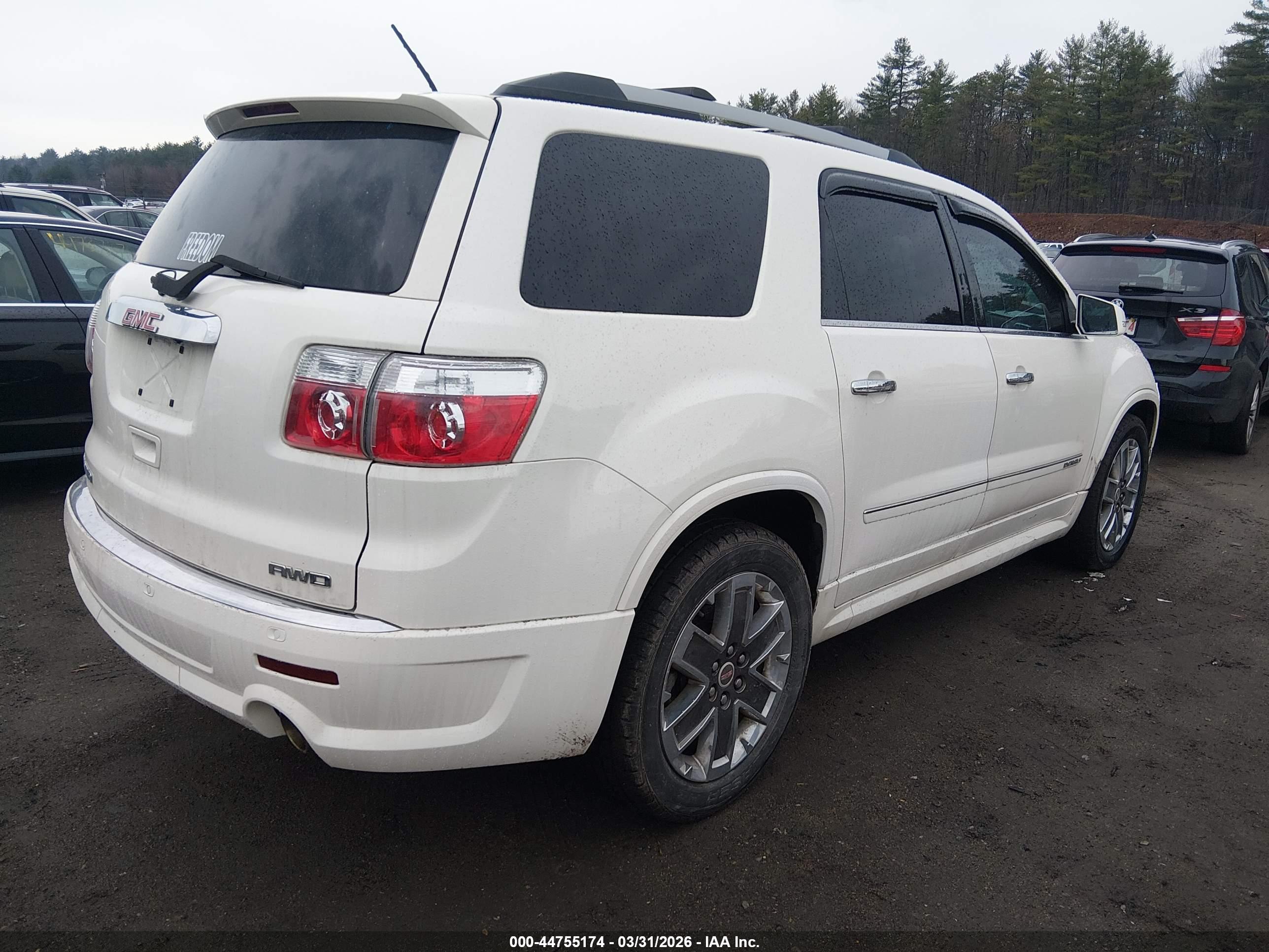 GMC ACADIA image 4