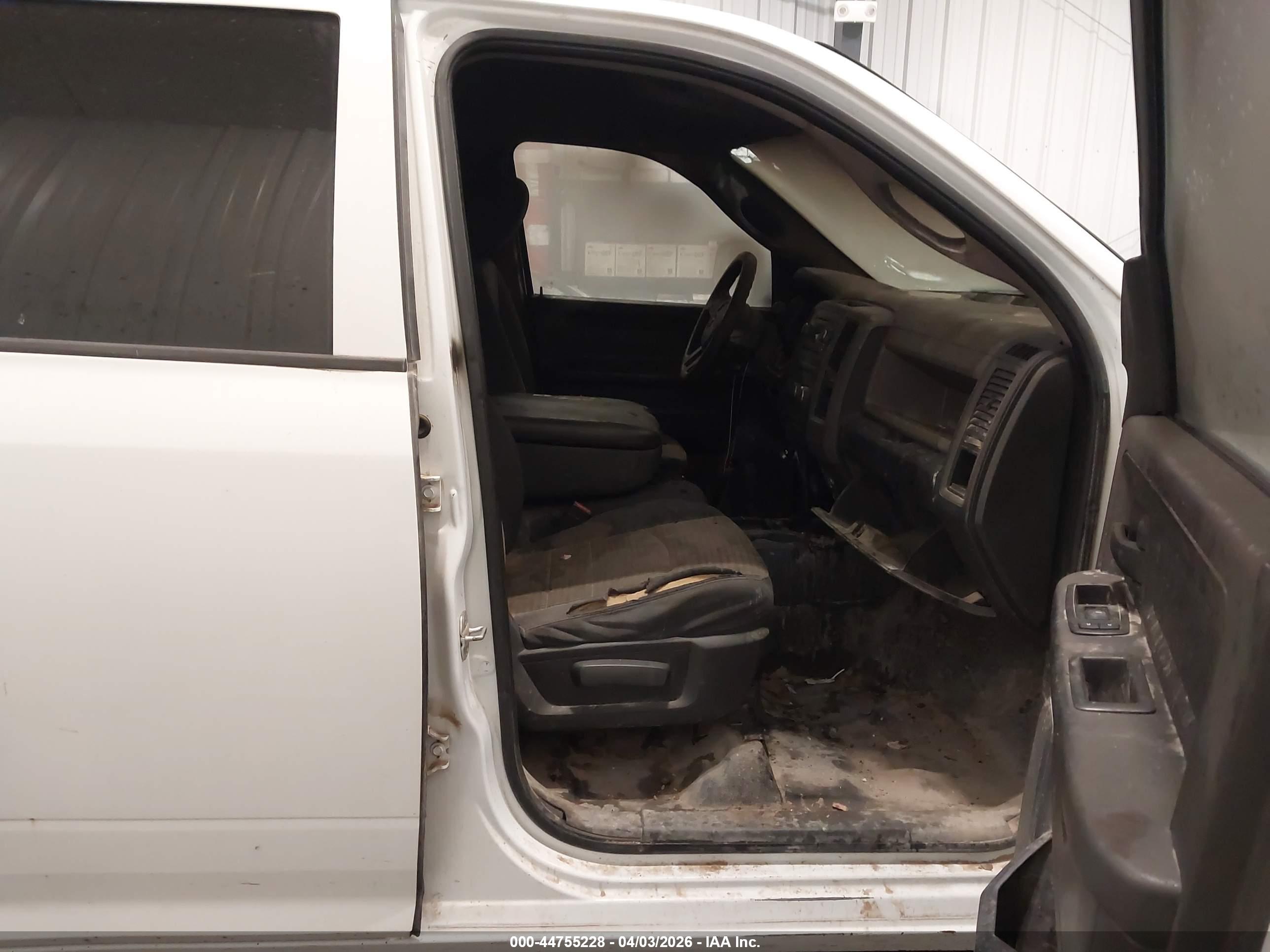 DODGE RAM image 5