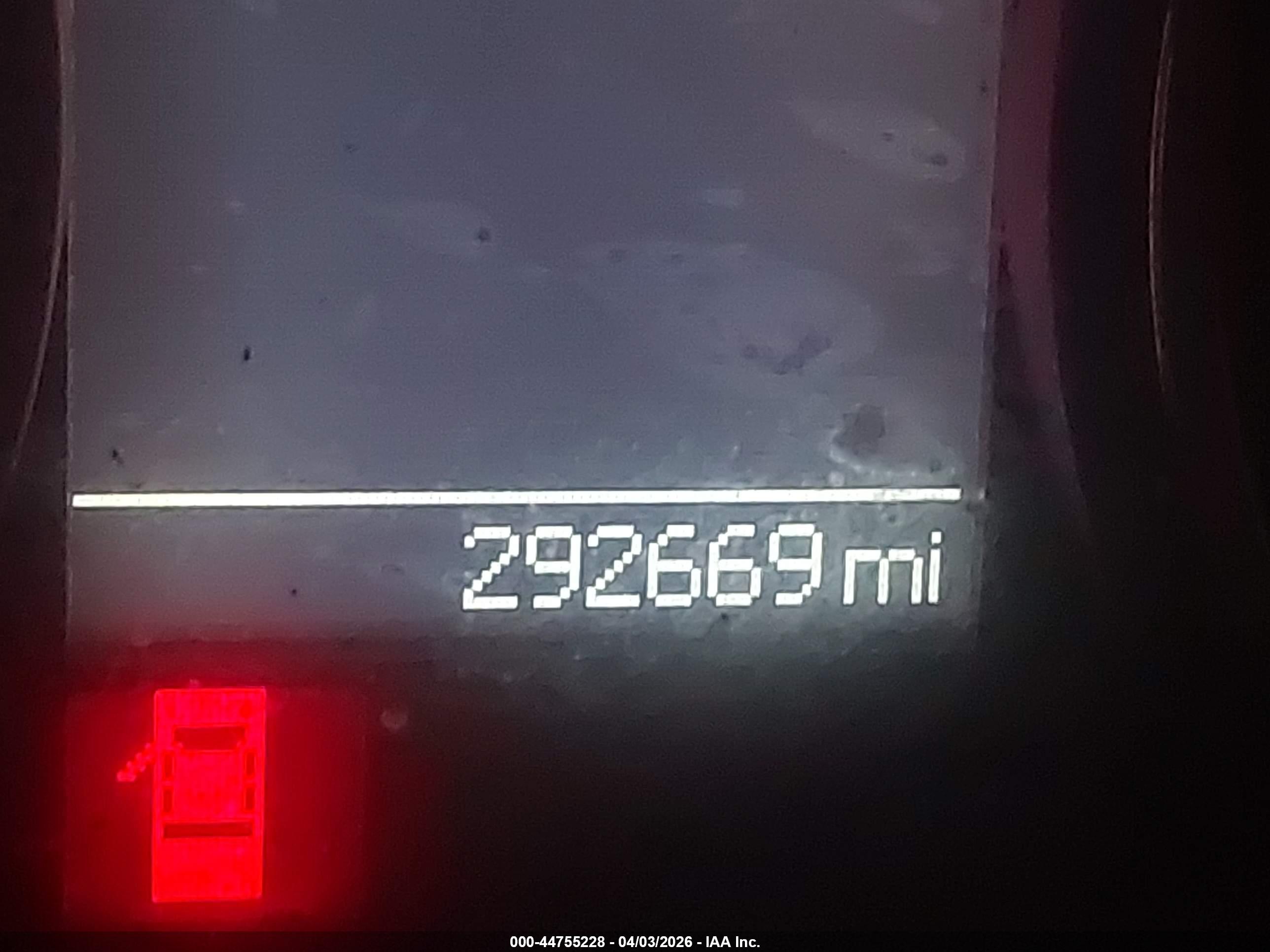 DODGE RAM image 7