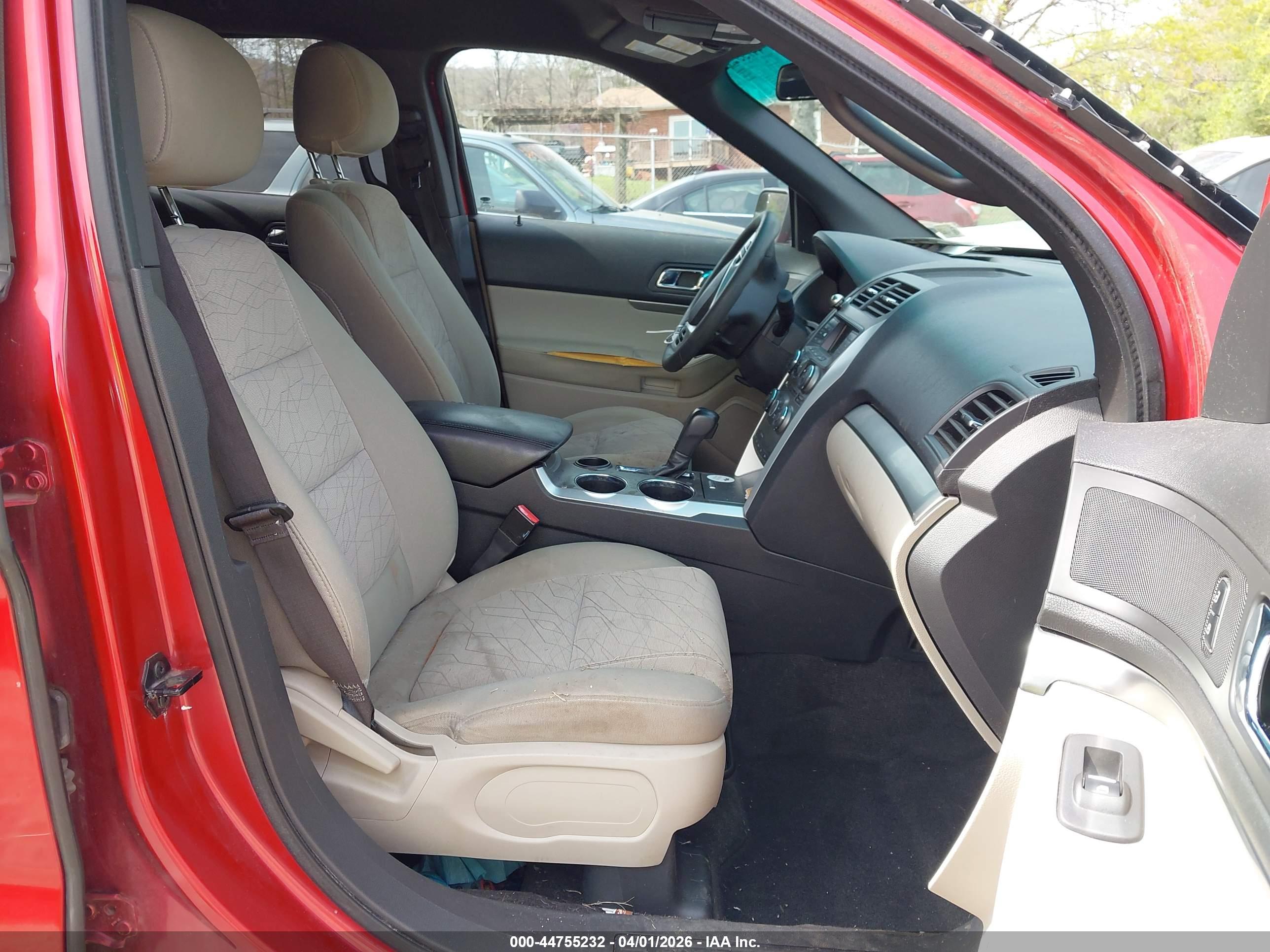 FORD EXPLORER image 5