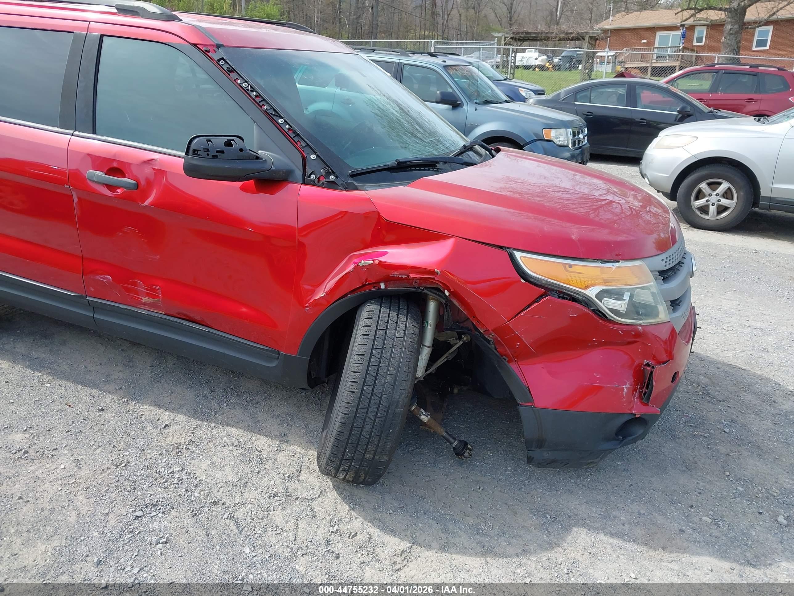 FORD EXPLORER image 6