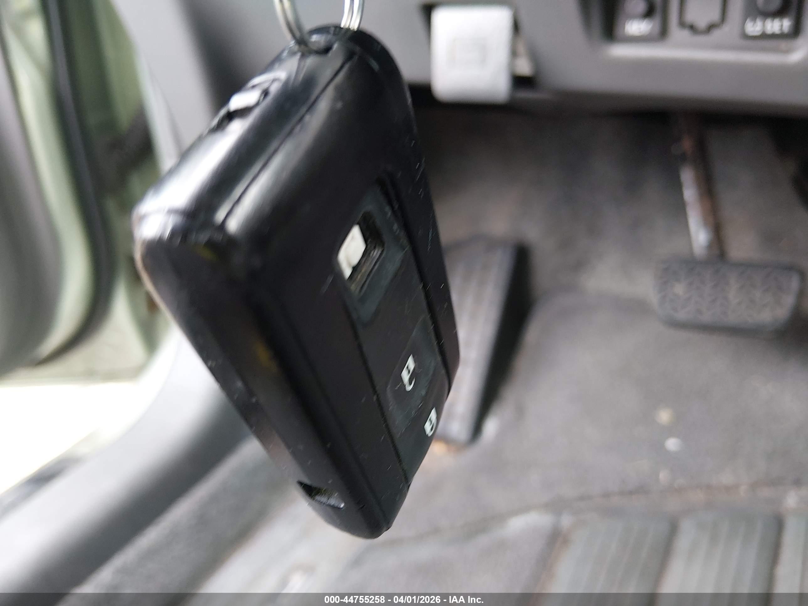 TOYOTA PRIUS image 11