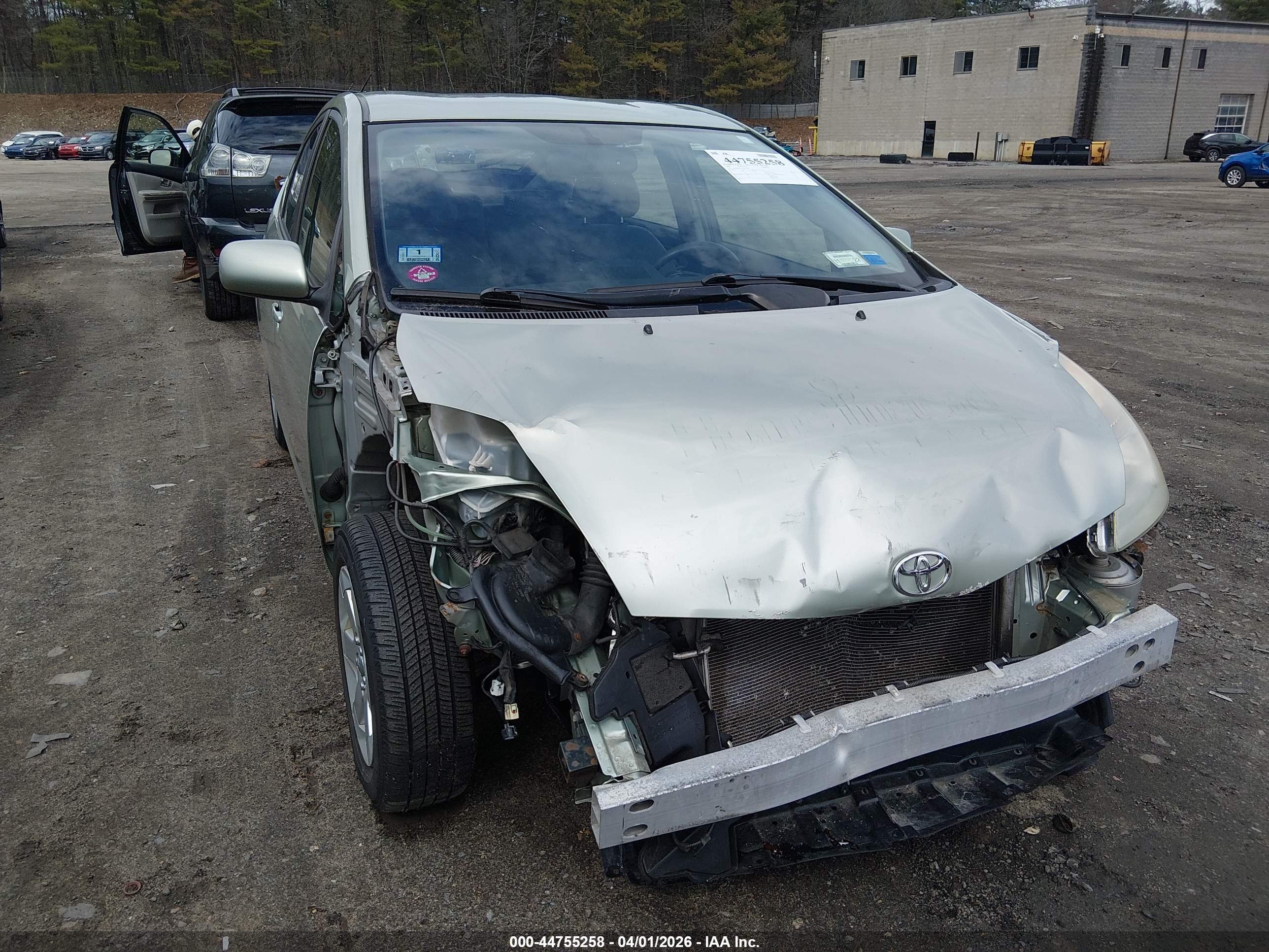 TOYOTA PRIUS image 6