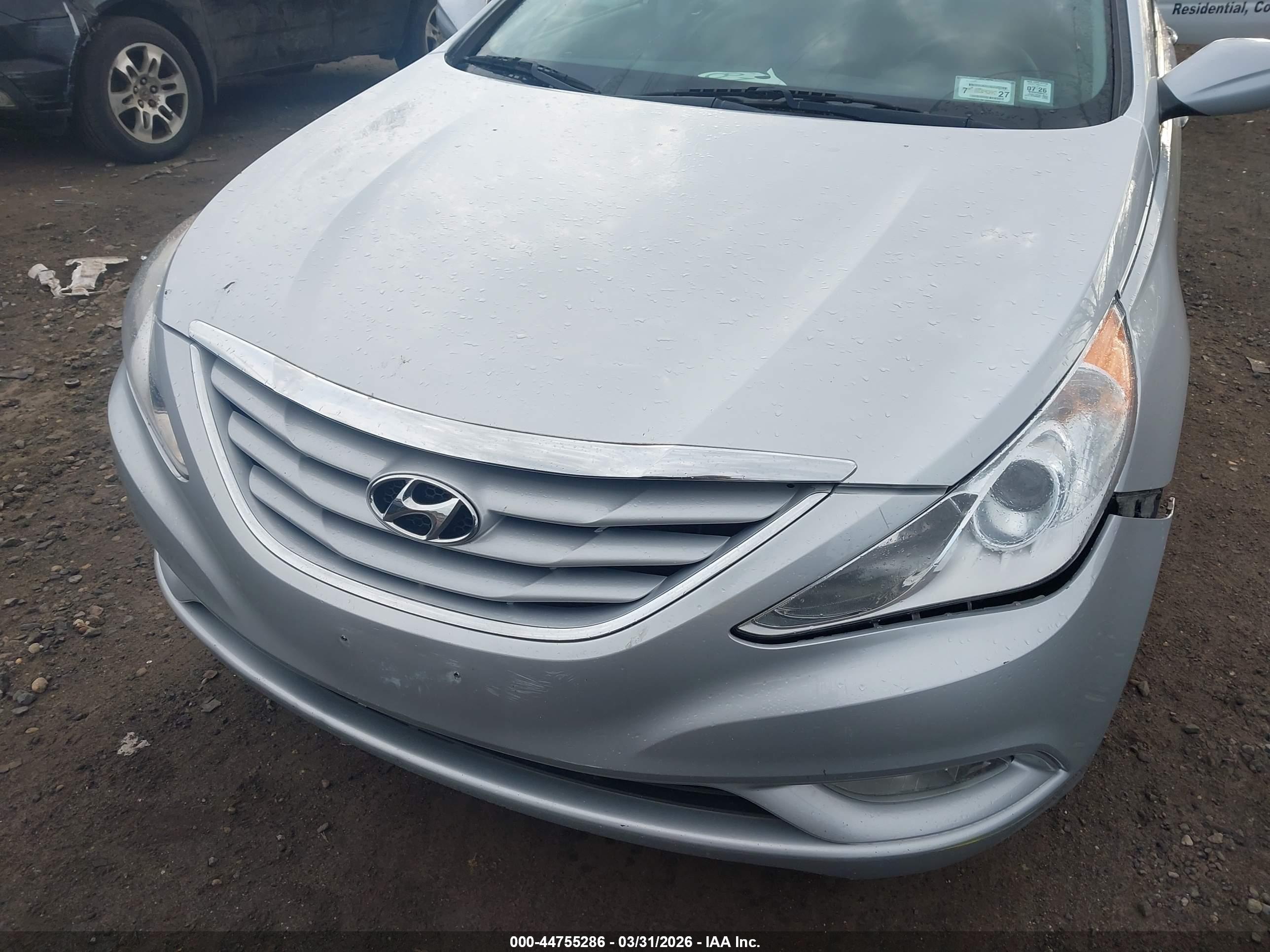 HYUNDAI SONATA image 6