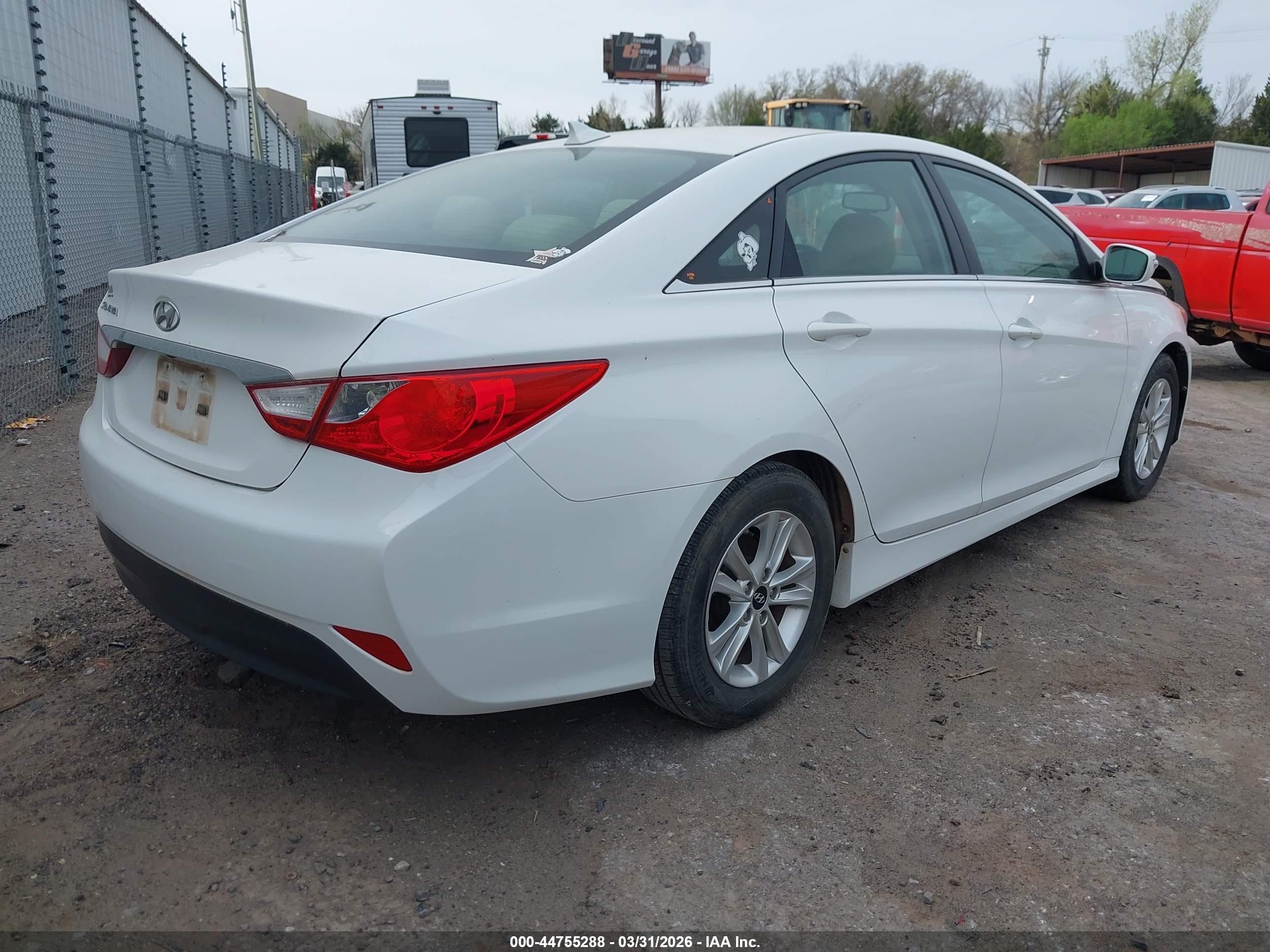 HYUNDAI SONATA image 4