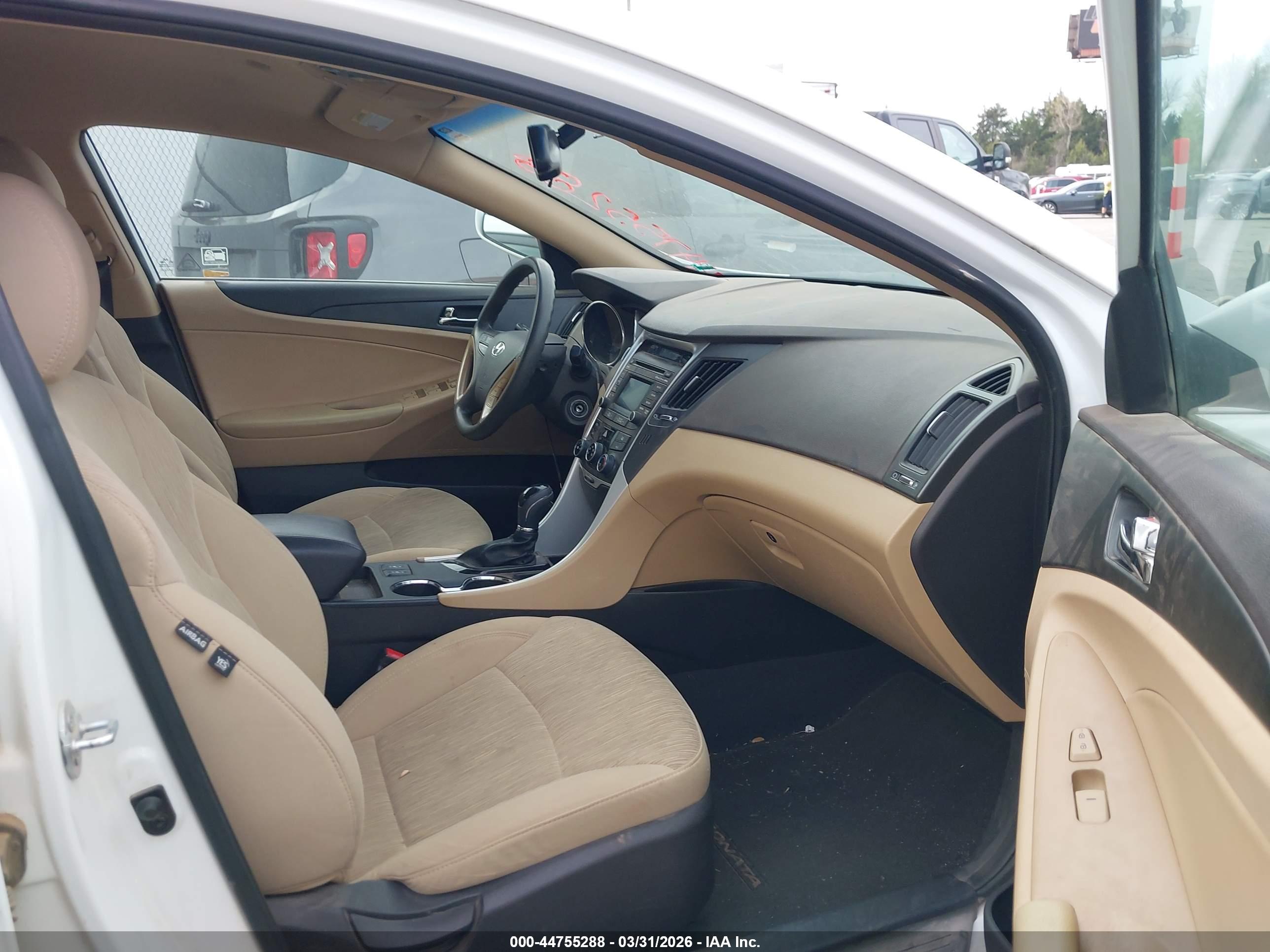 HYUNDAI SONATA image 5