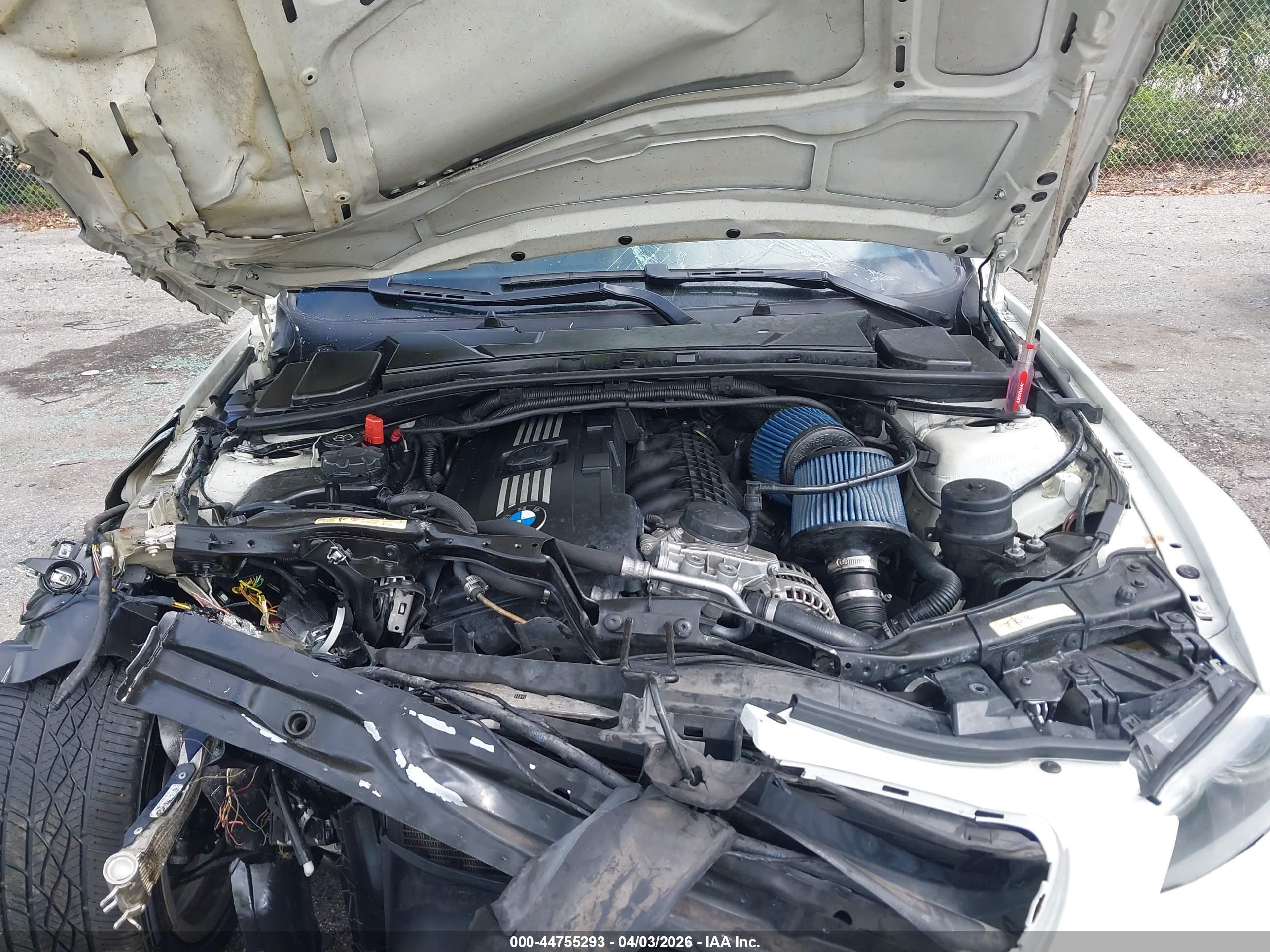 BMW 335I image 10