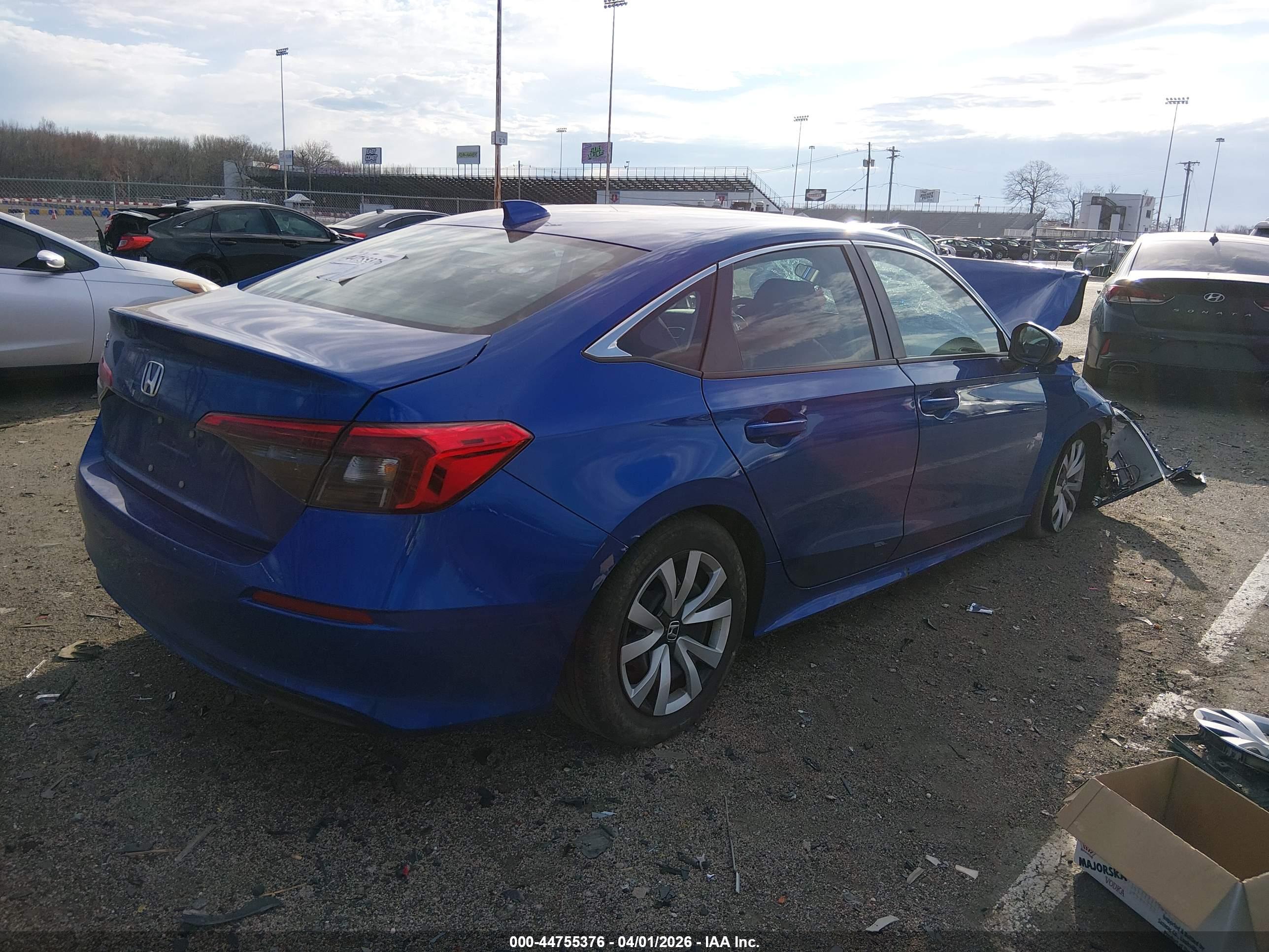 HONDA CIVIC image 4