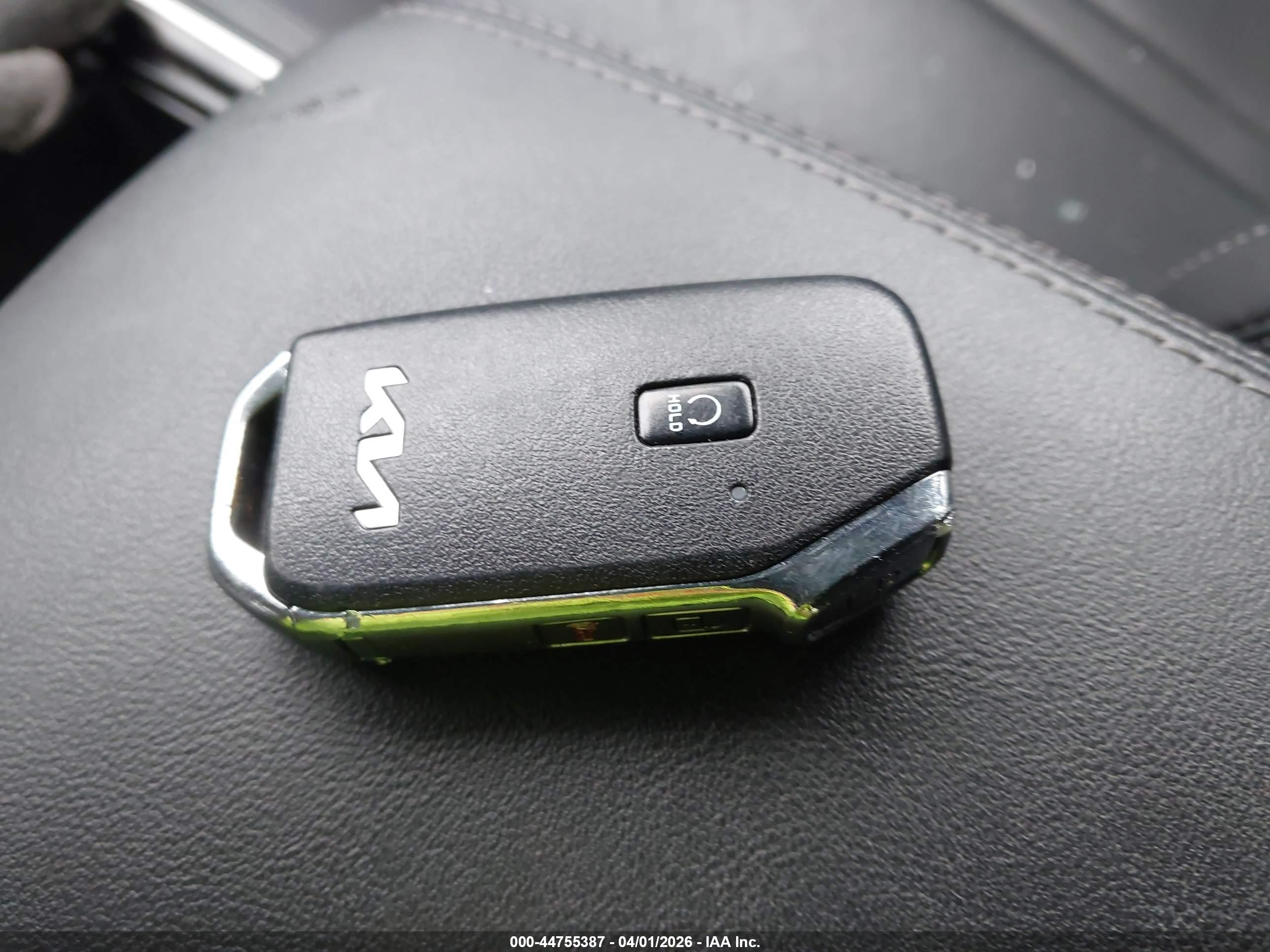 KIA SORENTO image 11