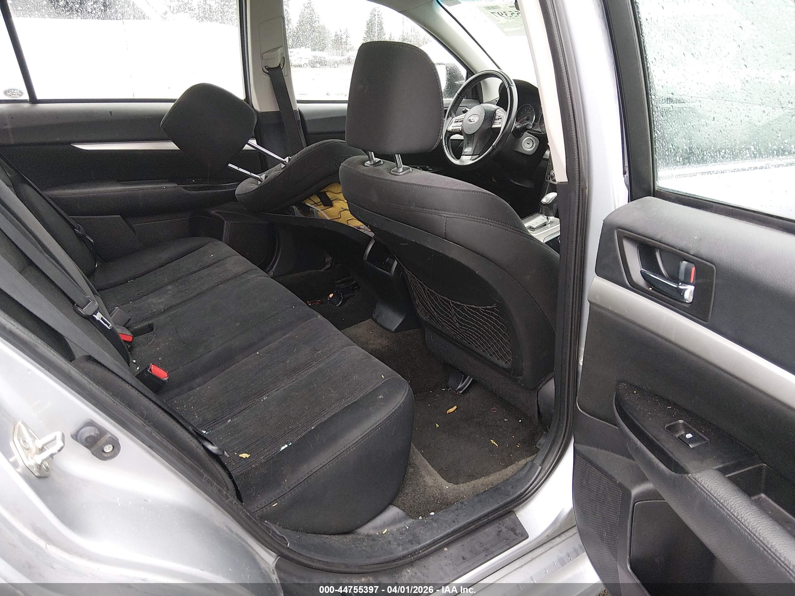 SUBARU LEGACY image 8