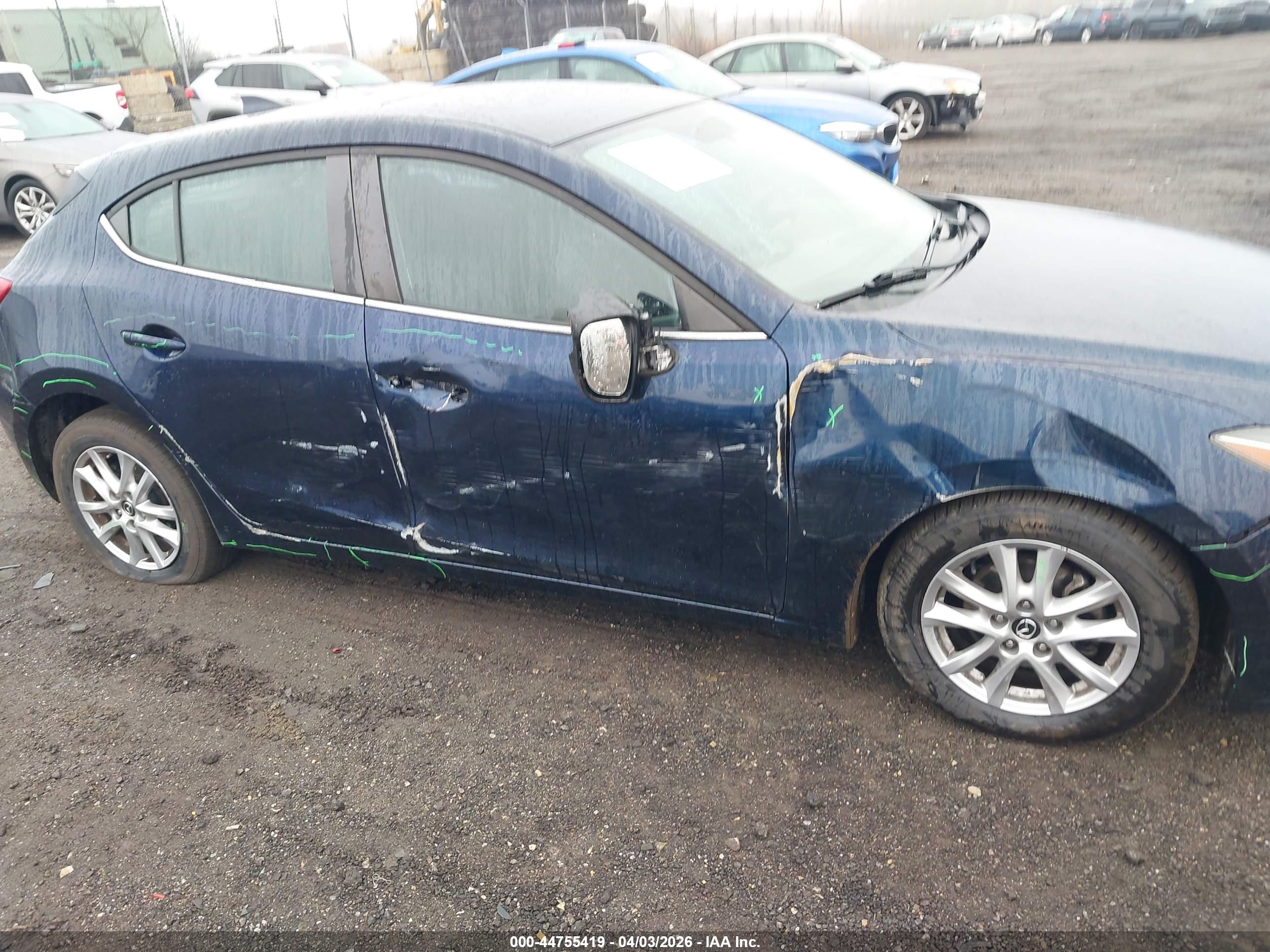 MAZDA MAZDA3 image 6