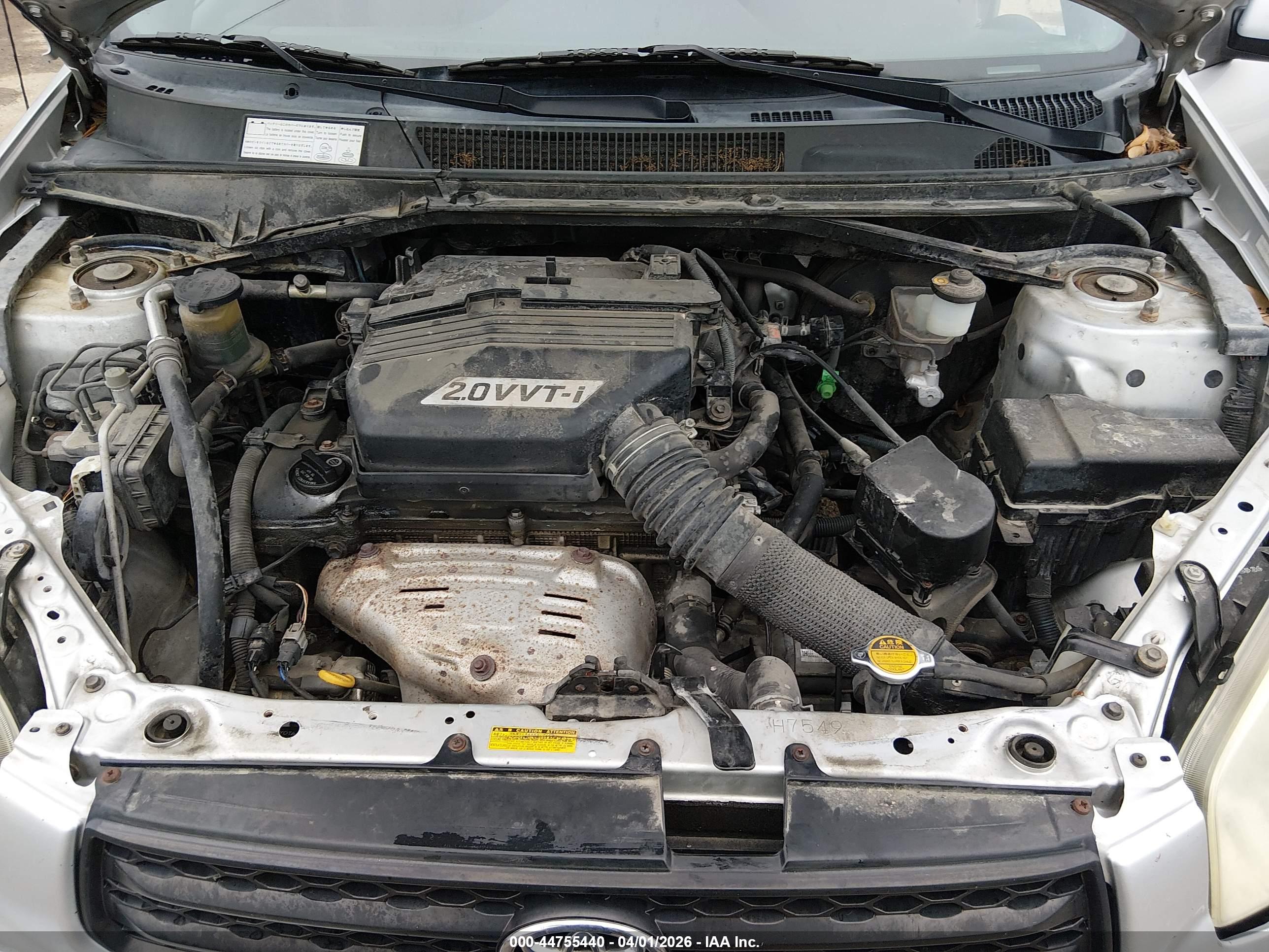 TOYOTA RAV4 image 10
