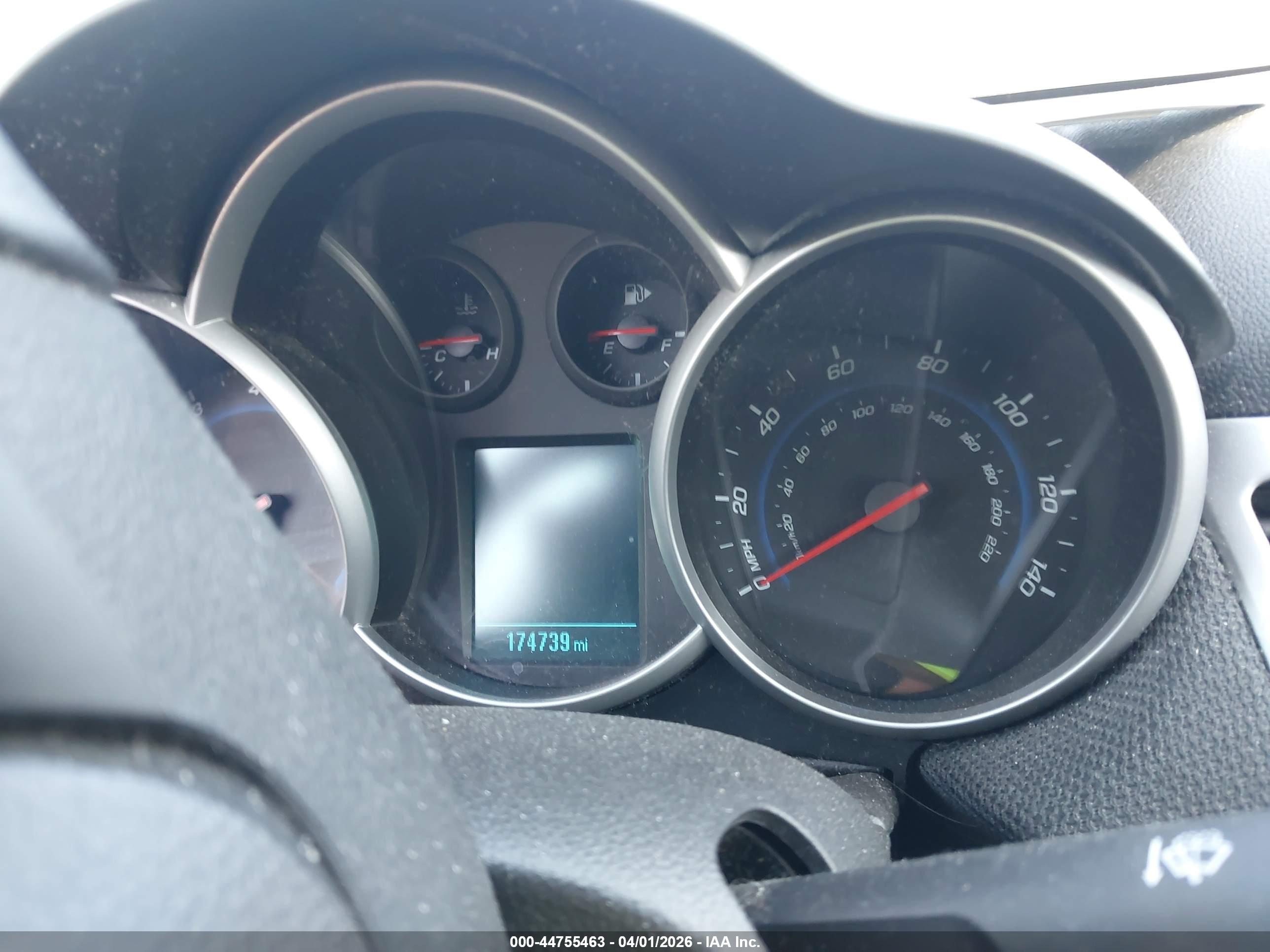 CHEVROLET CRUZE image 7
