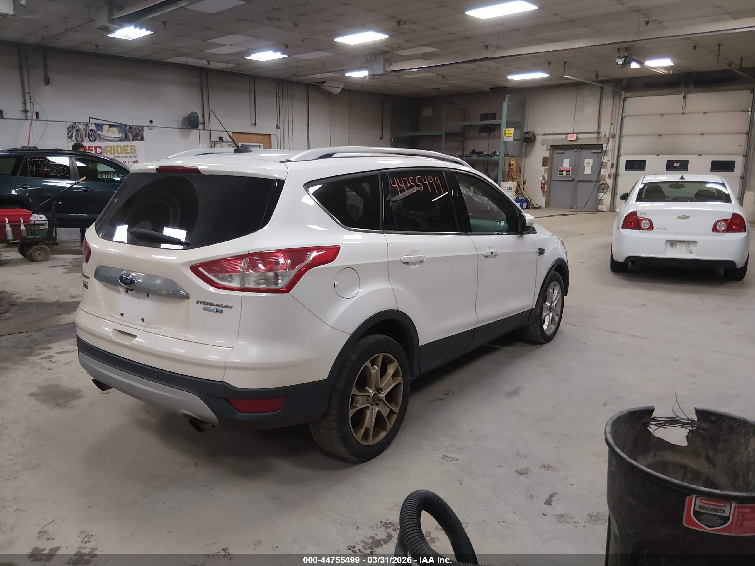 FORD ESCAPE image 4