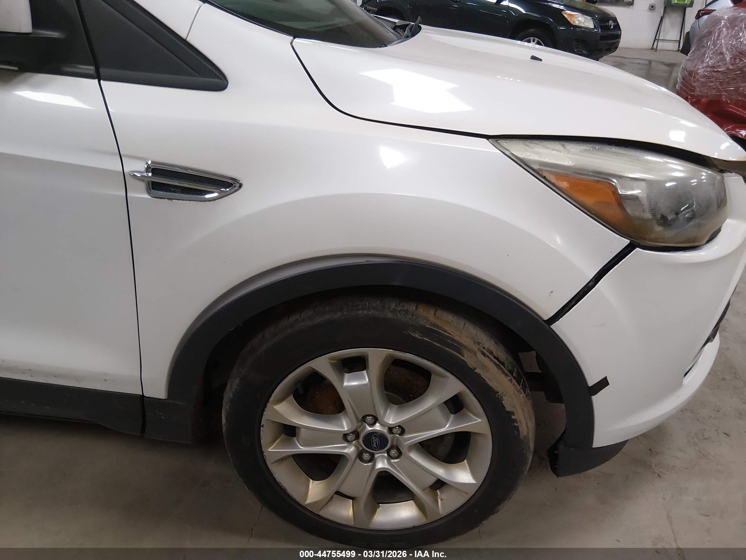 FORD ESCAPE image 6