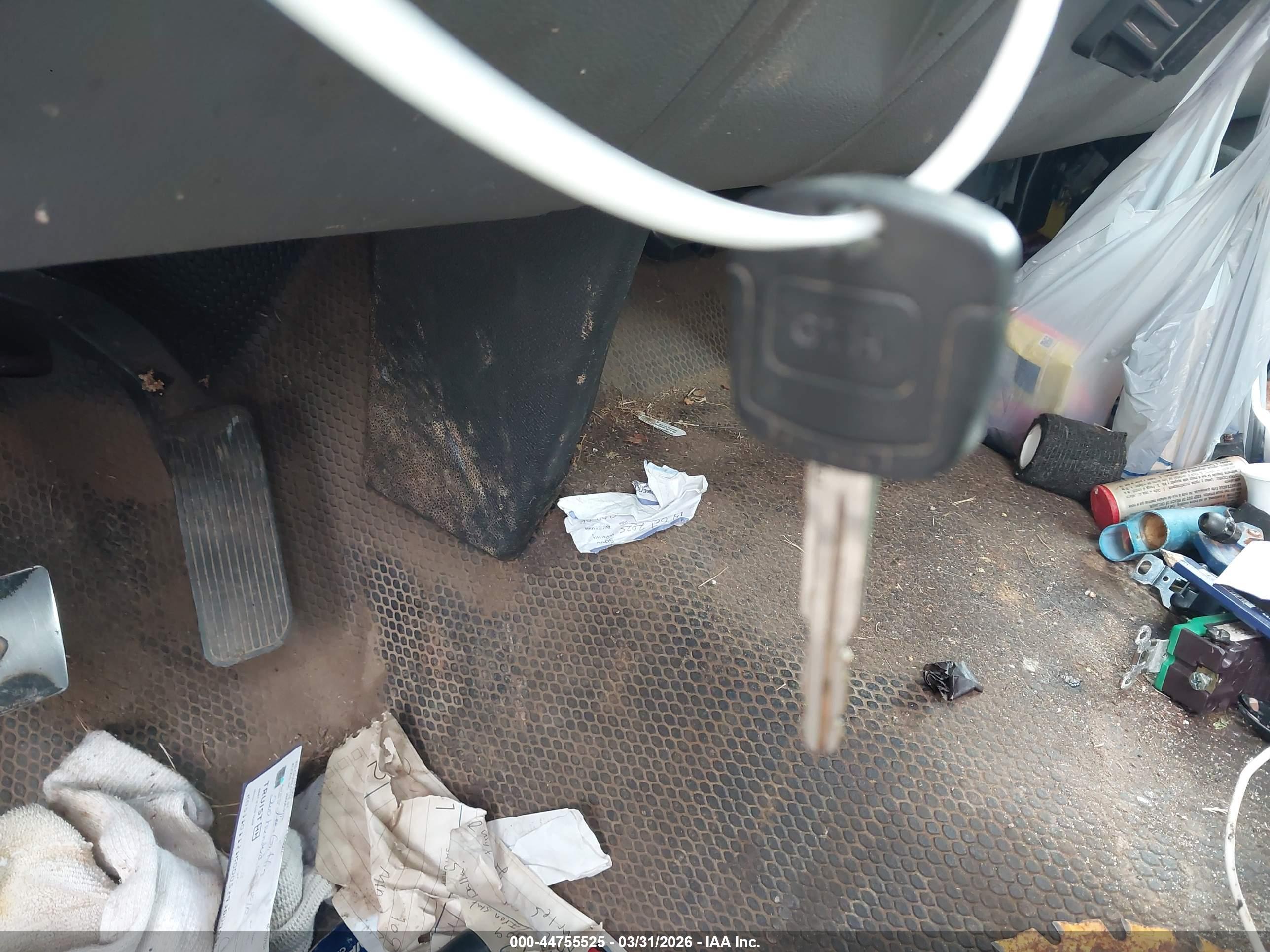 CHEVROLET SILVERADO image 11