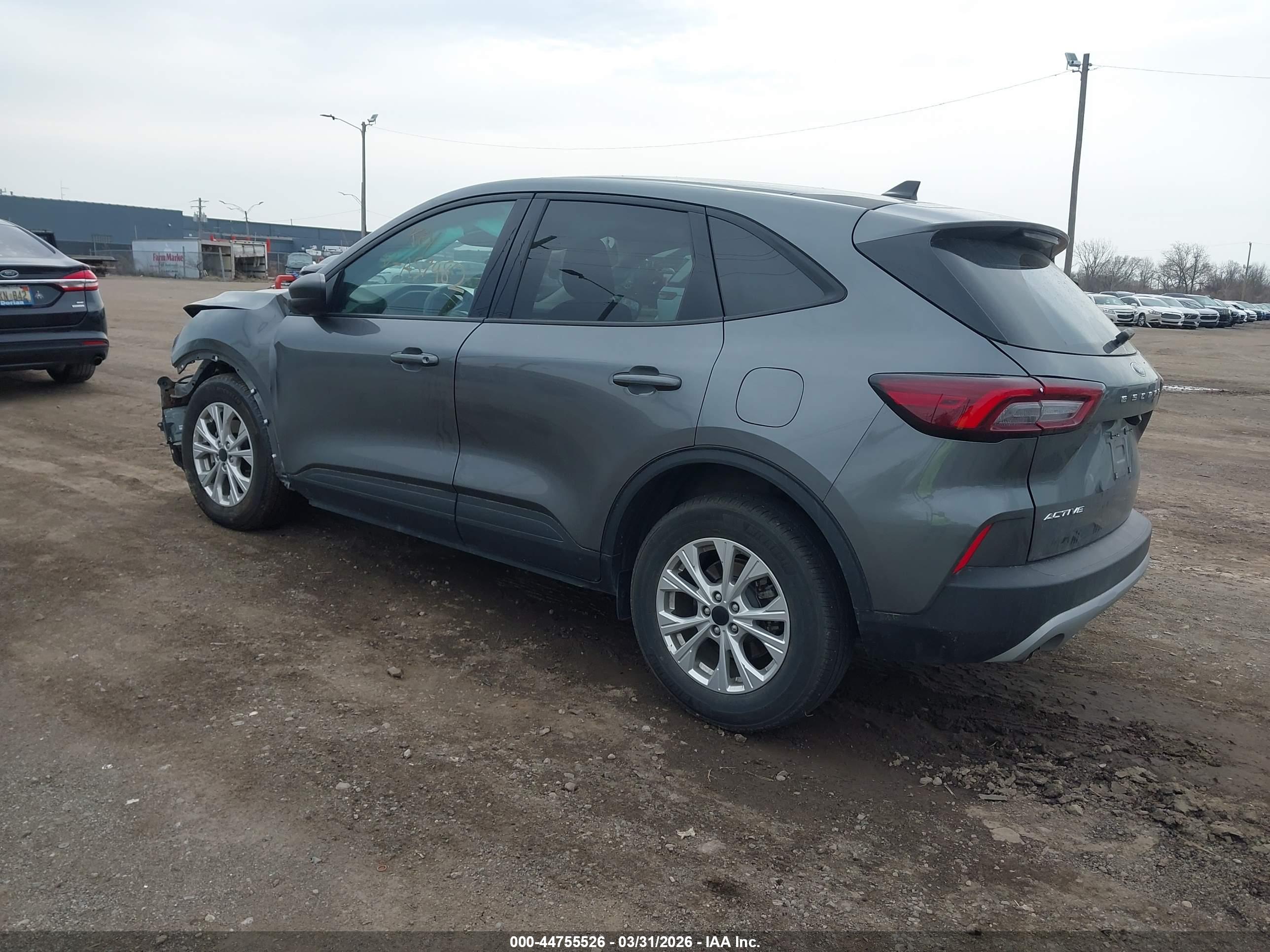 FORD ESCAPE image 3