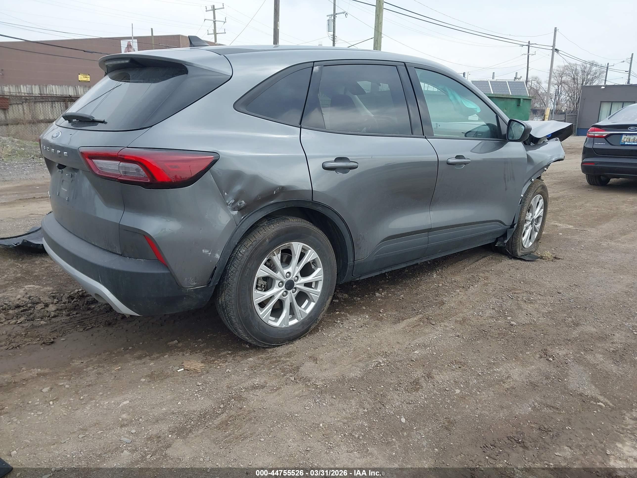 FORD ESCAPE image 4