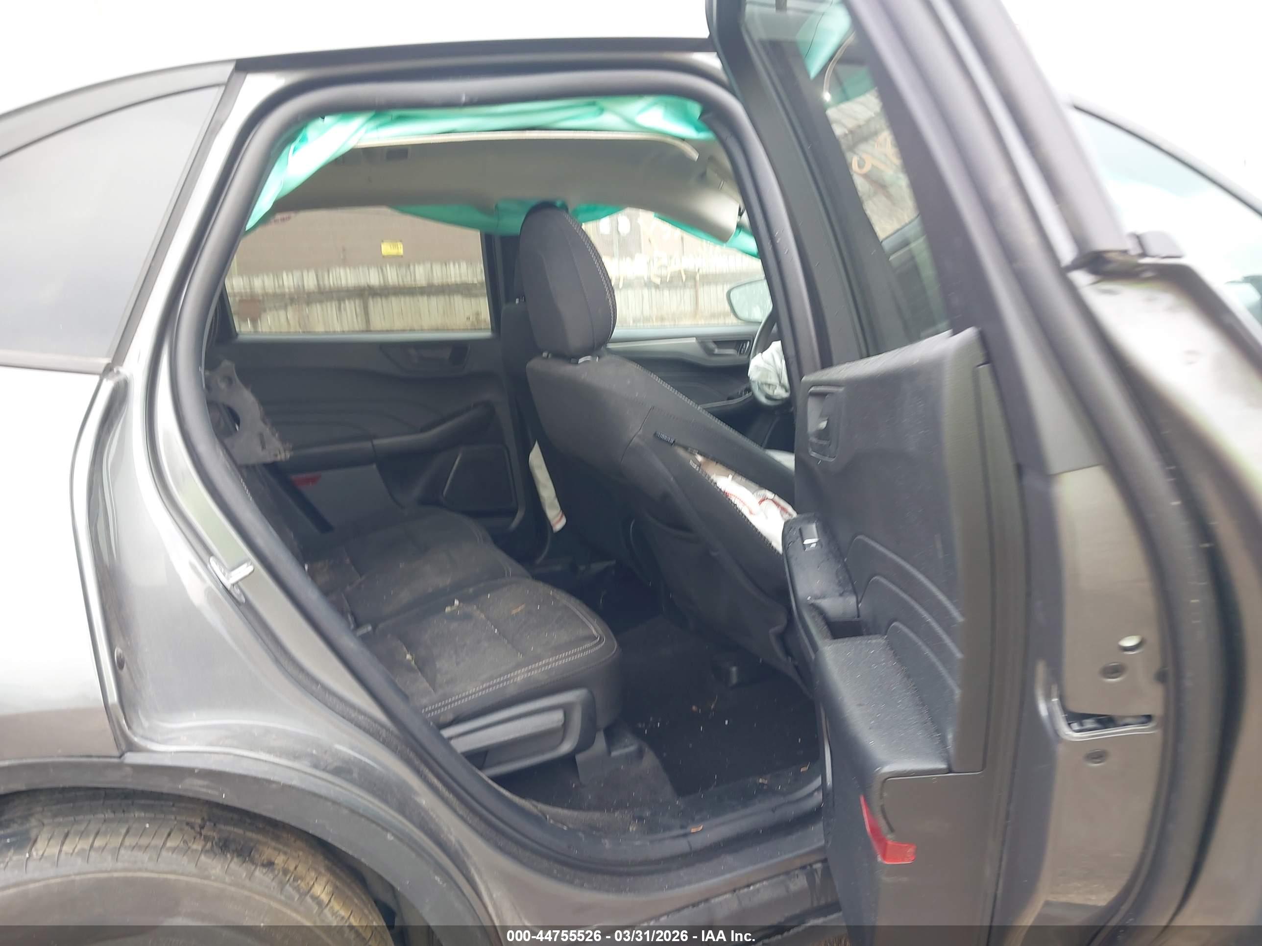 FORD ESCAPE image 8