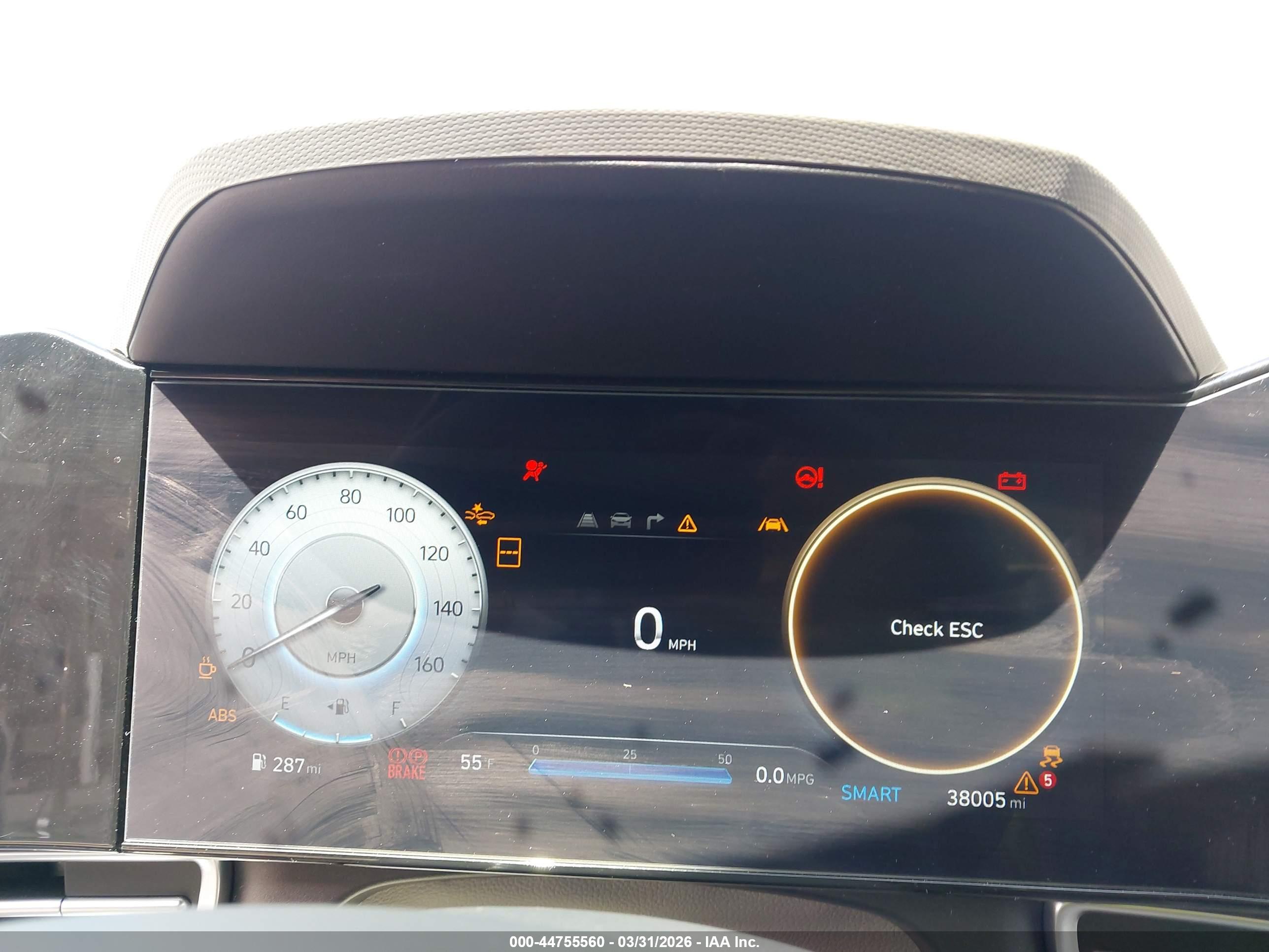HYUNDAI ELANTRA image 7