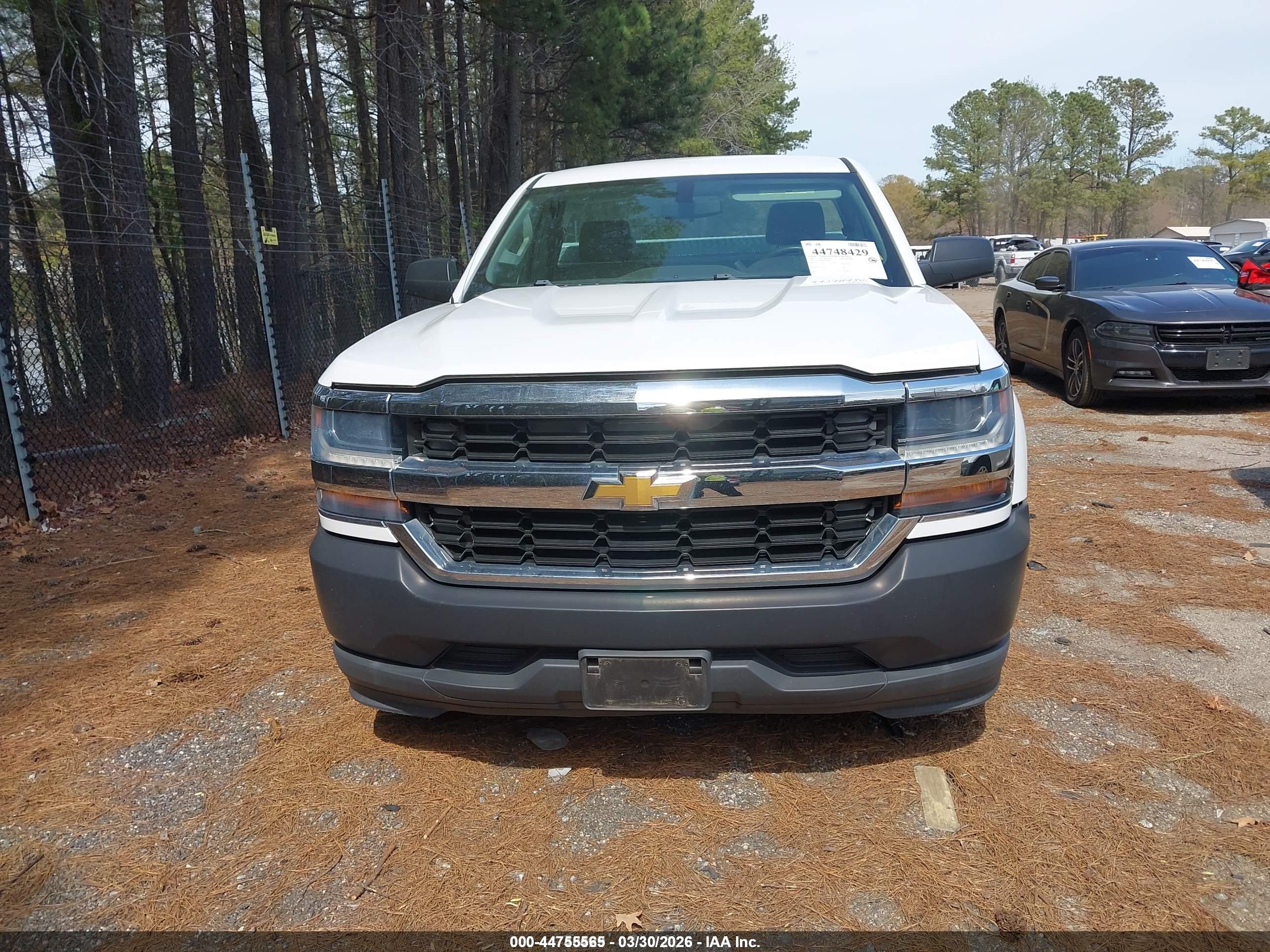 CHEVROLET SILVERADO image 6