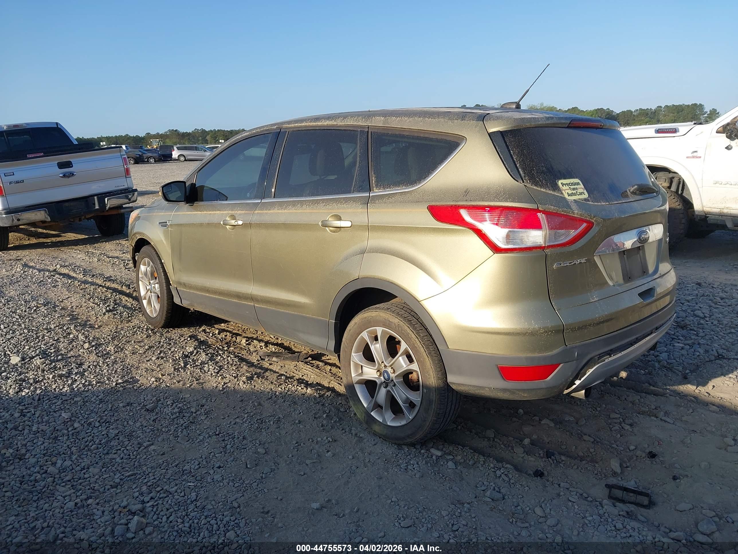 FORD ESCAPE image 3