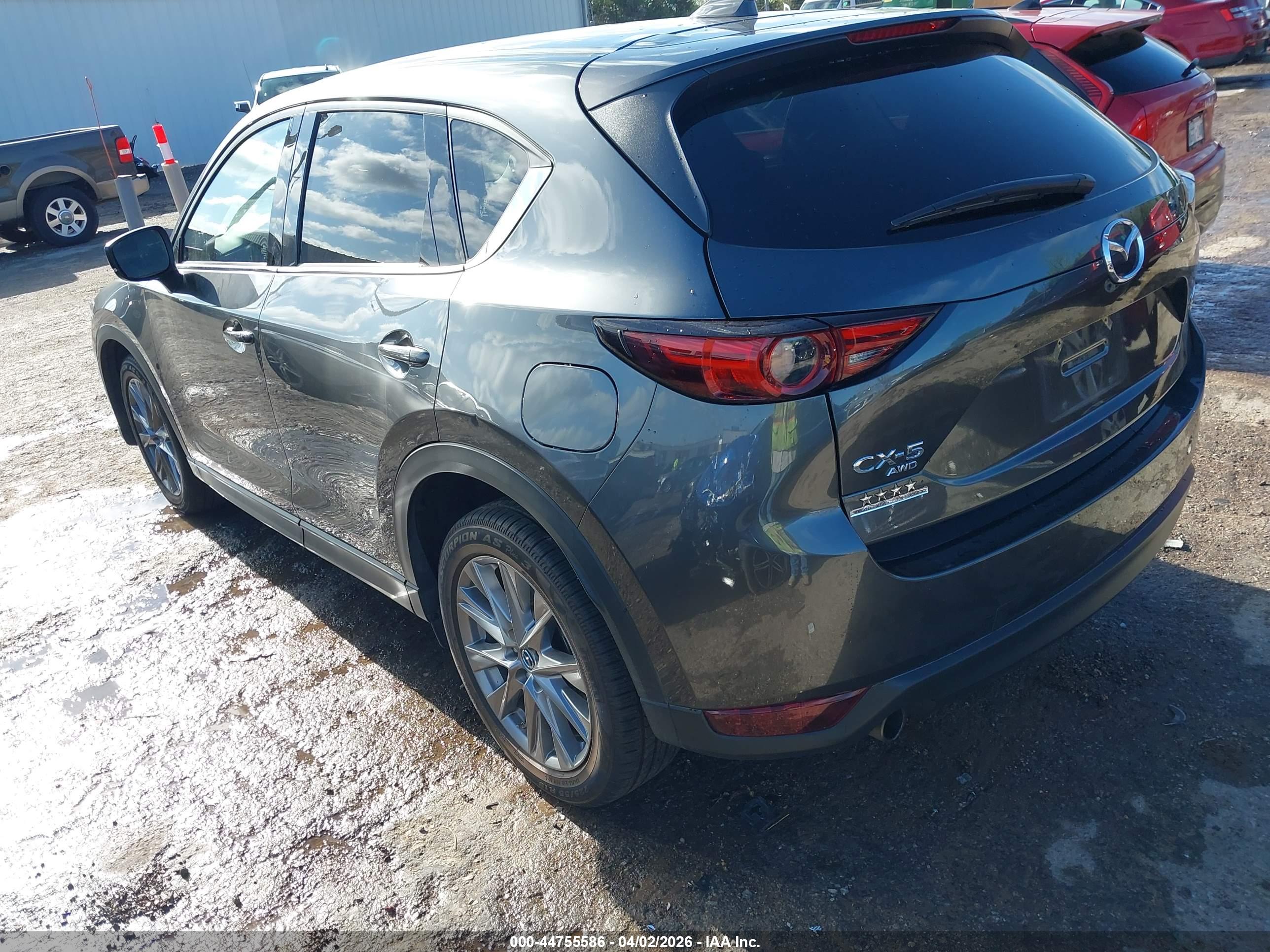 MAZDA CX-5 image 3