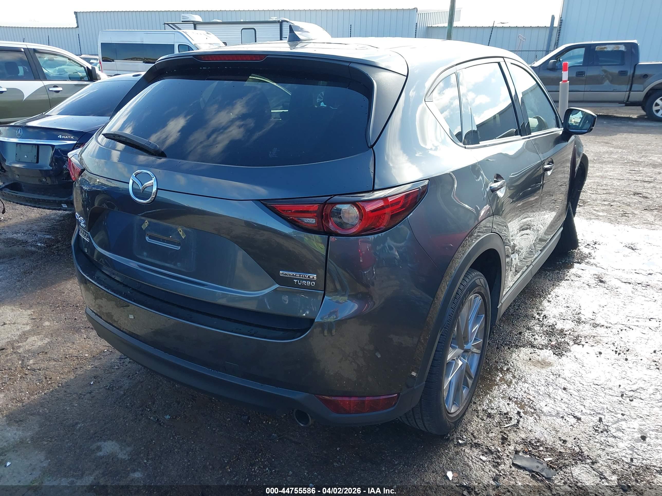 MAZDA CX-5 image 4
